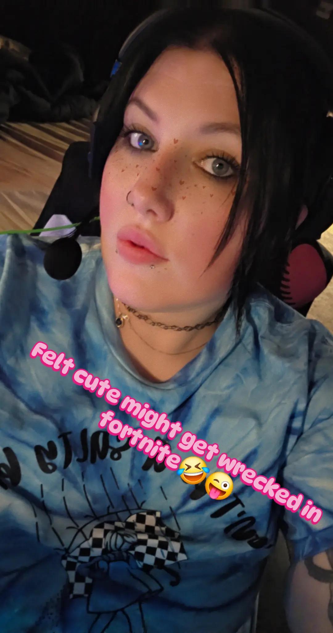 @☠️👻🖤SpookyBabeJade🖤👻💋