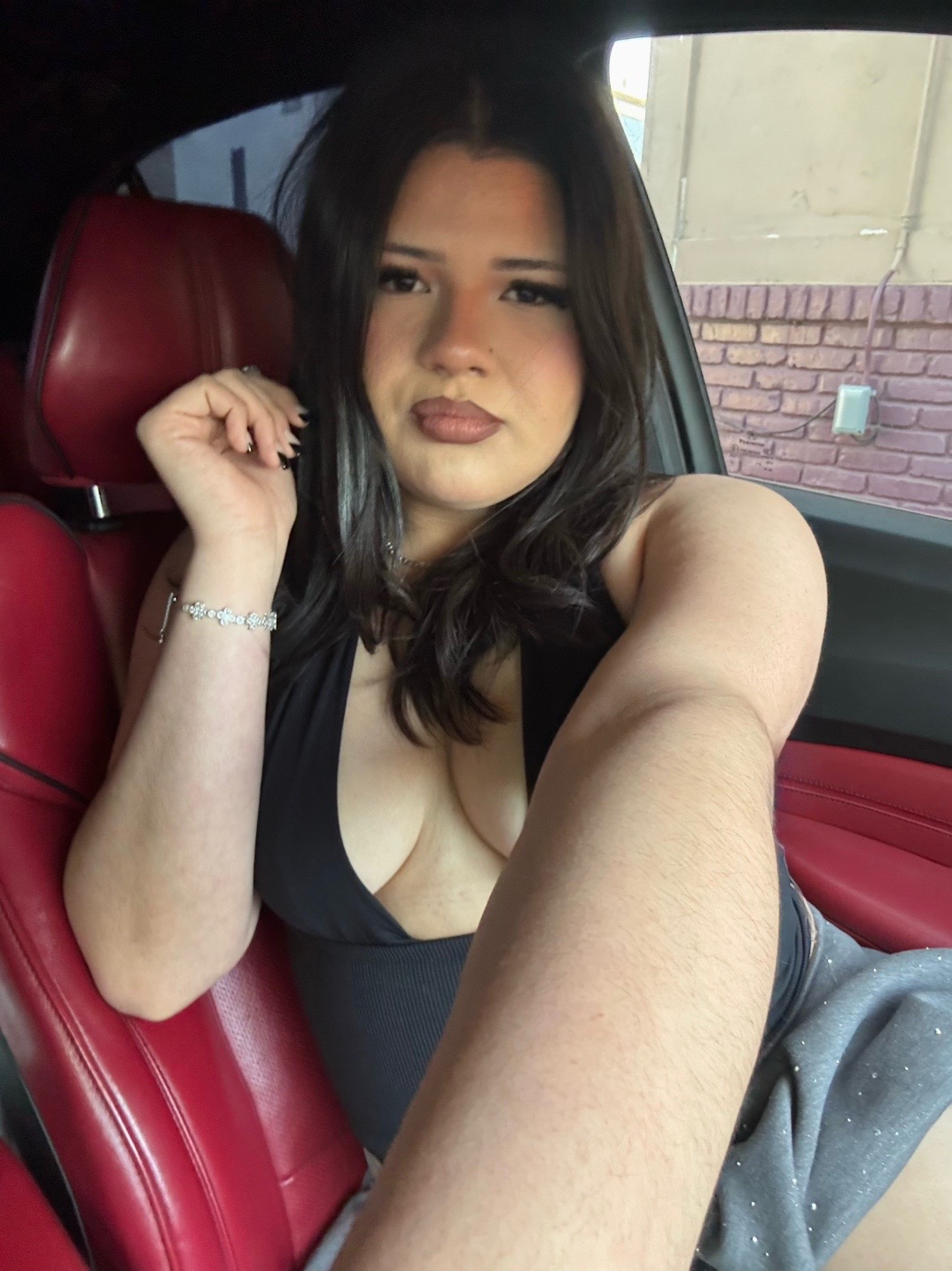 @𝑀𝑒𝑙𝑖