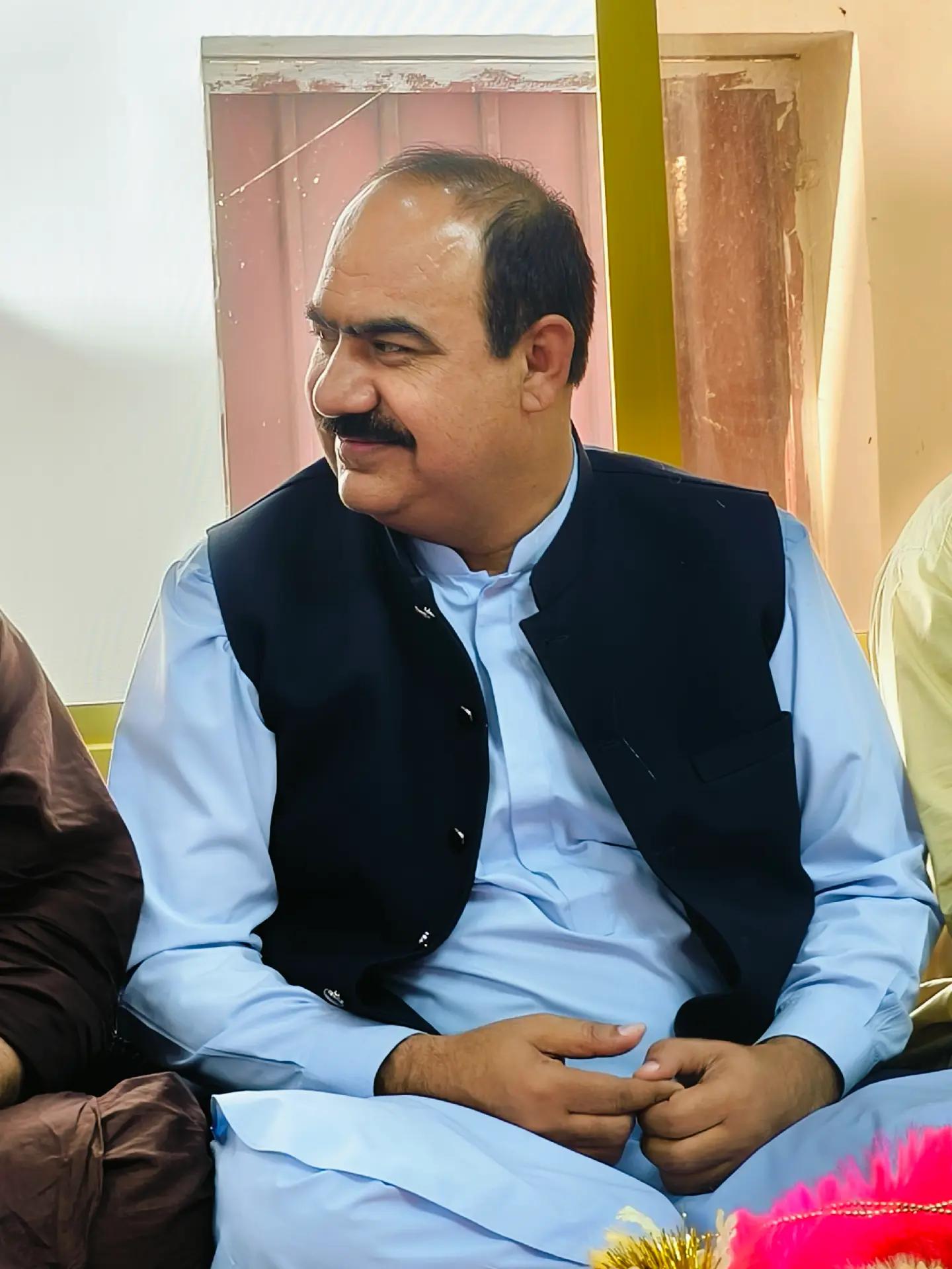 @بڑیچ یوتھ ونگ