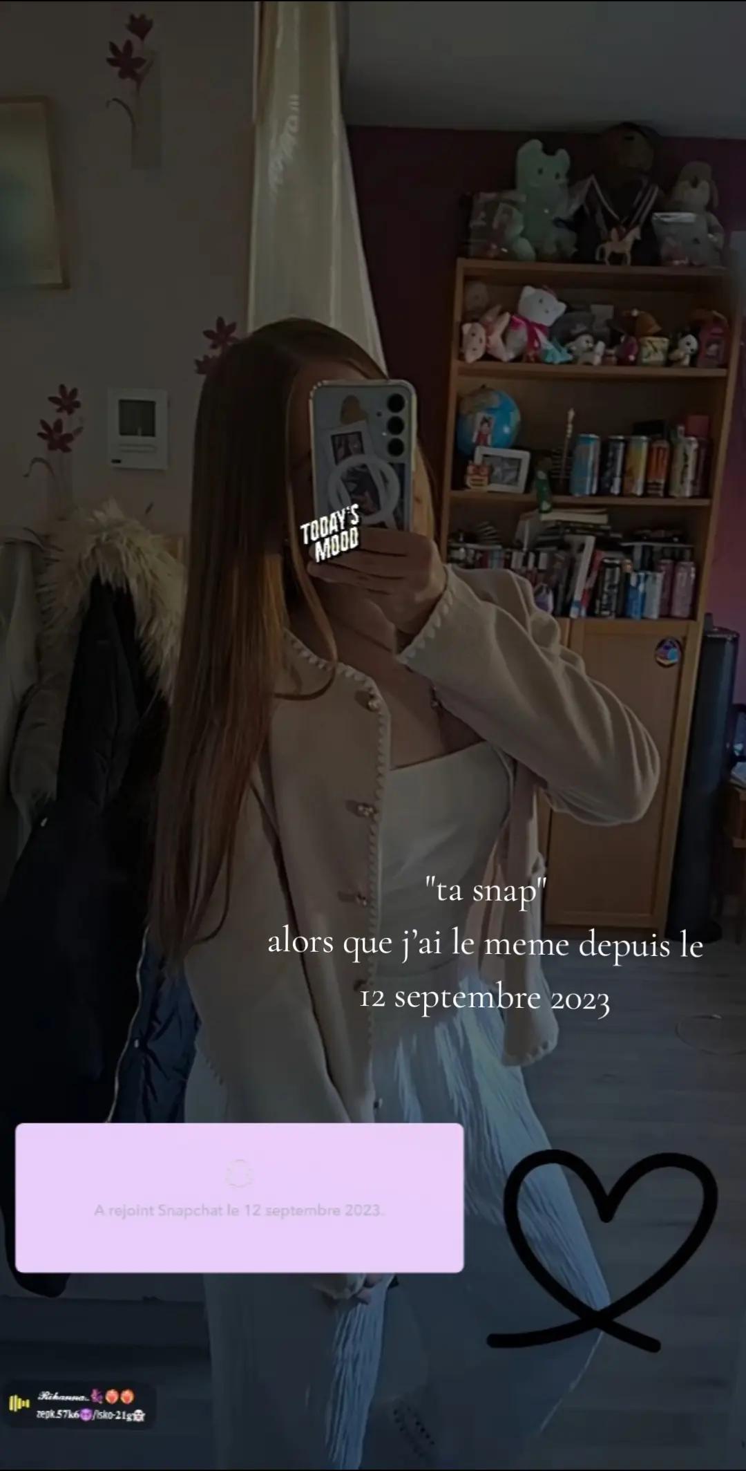 @𝐸'🤍