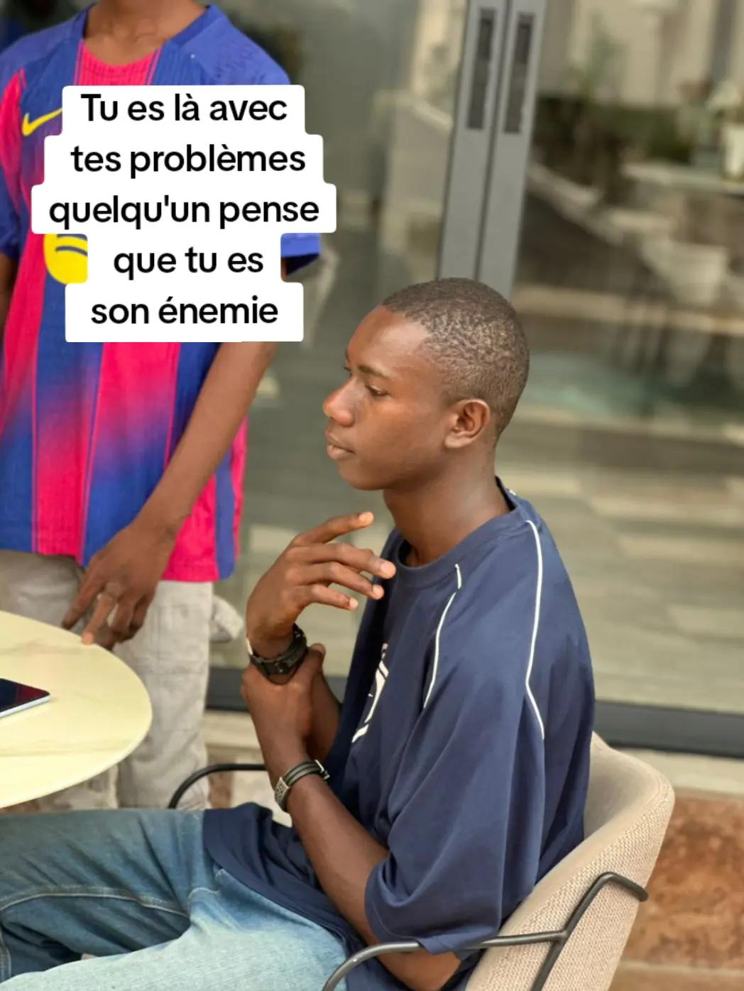 @Tour&eacute;