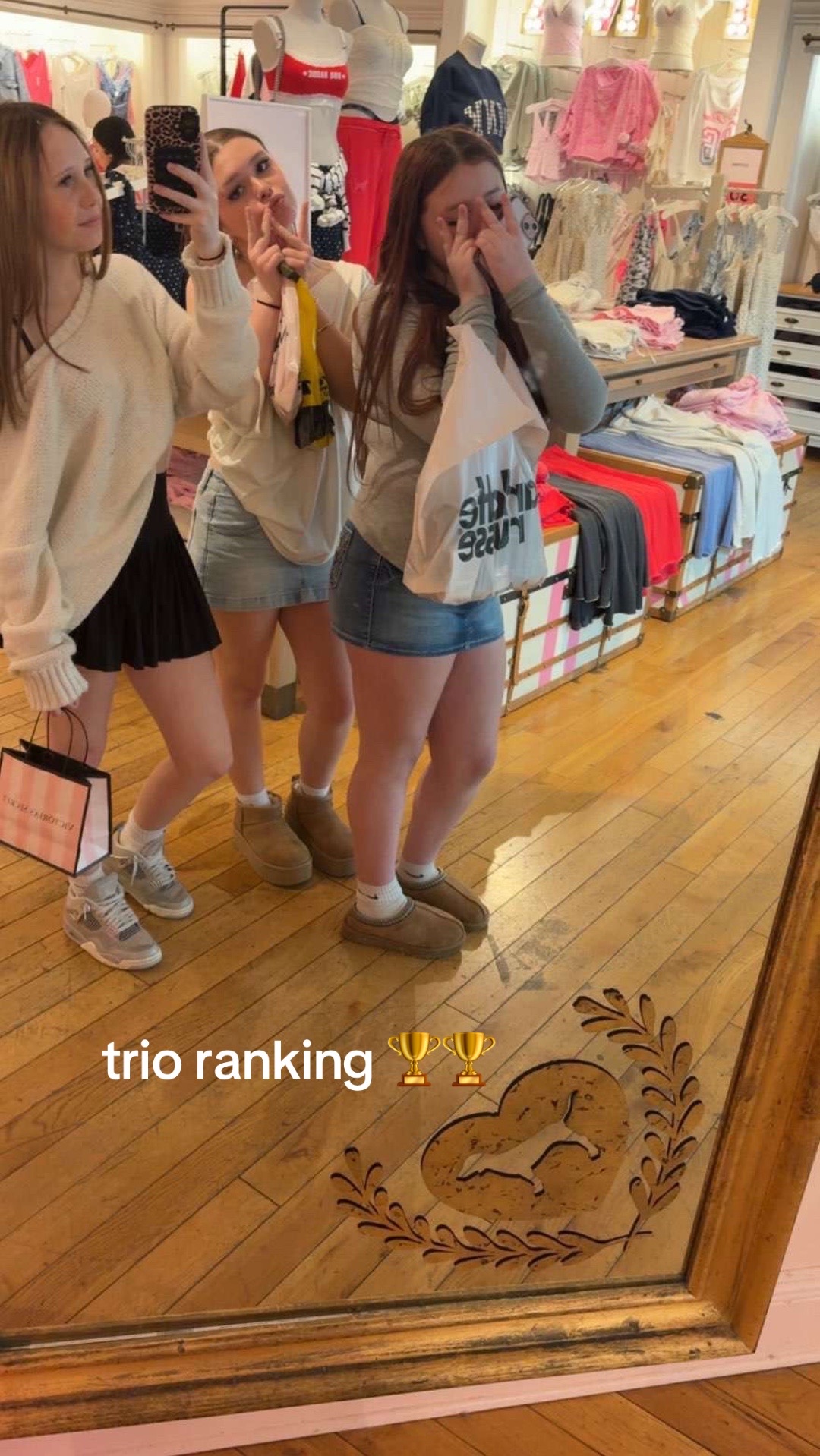 @livv 💋🤍