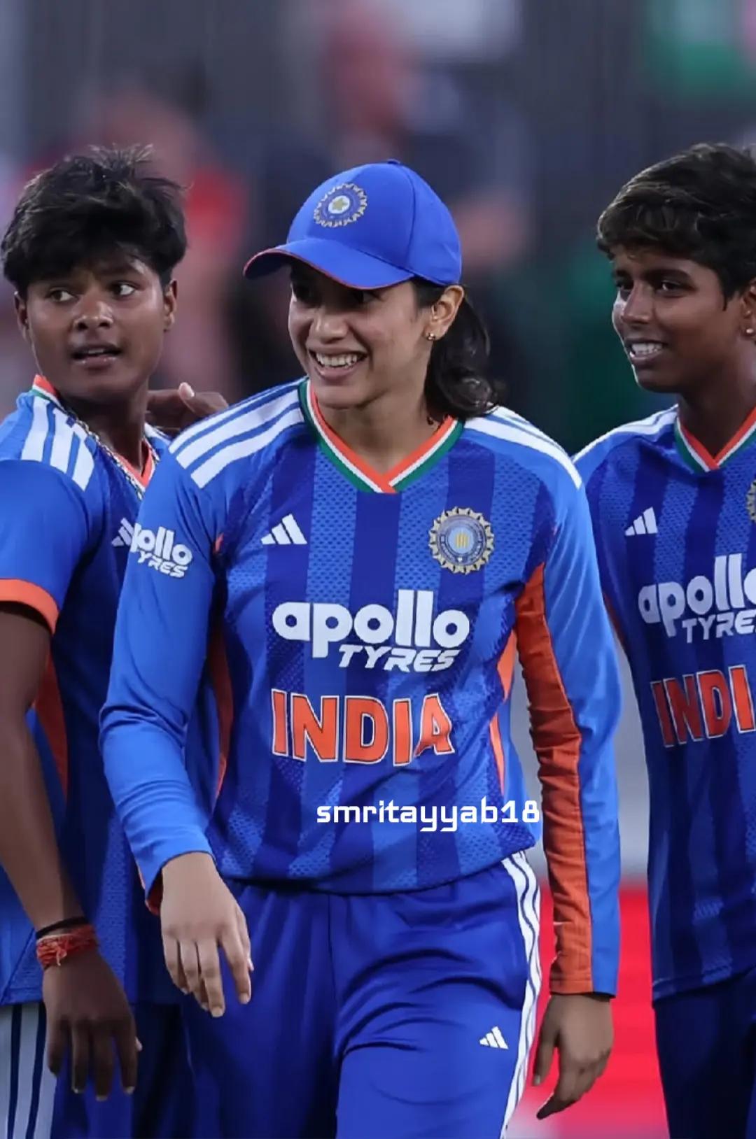@Smriti Mandhana 18