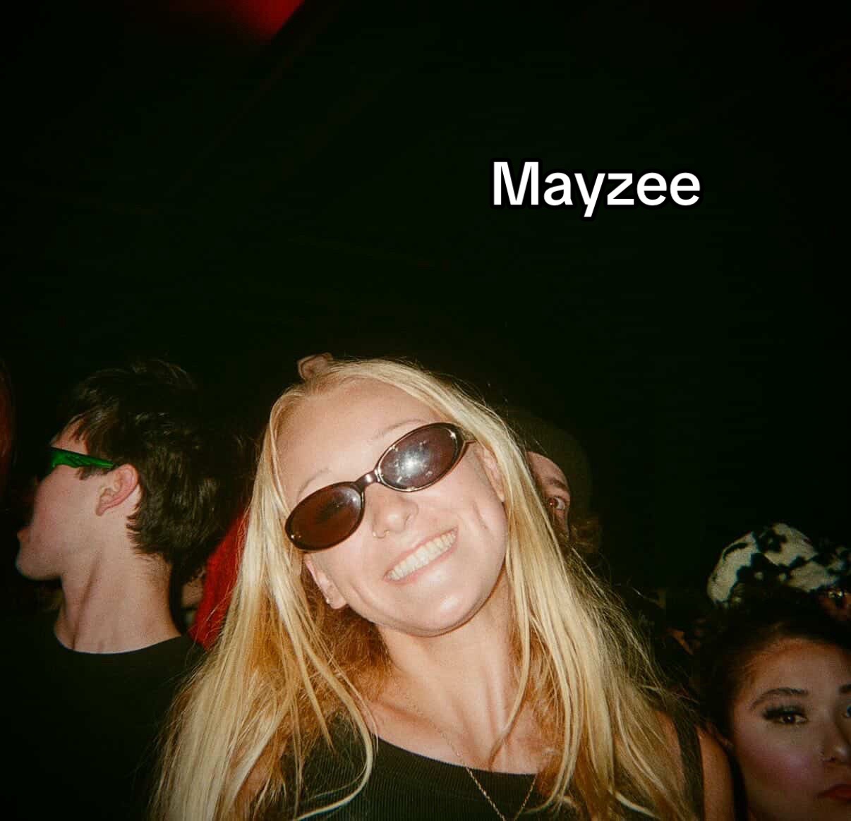 @mayzwrldddd