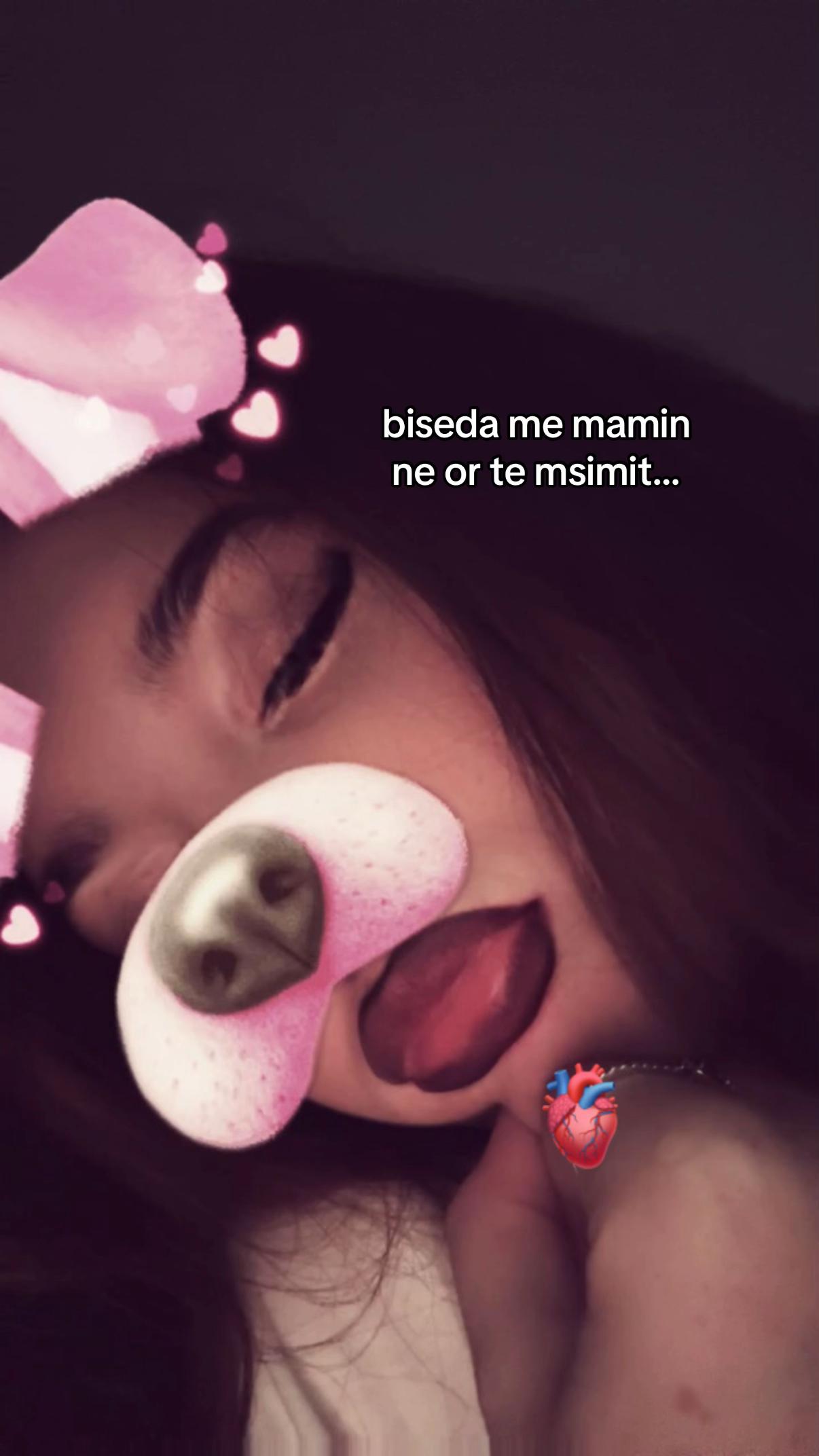 @🐼