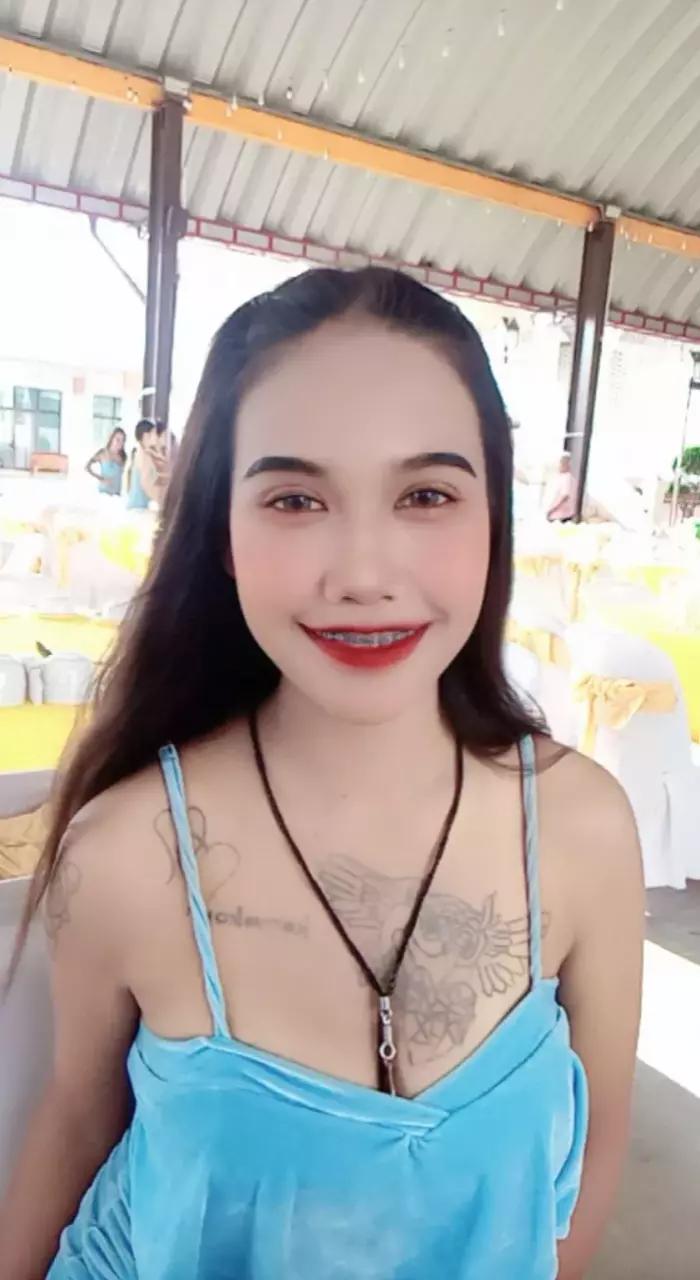 @ยินดีให้เสือก (โสด)😘😍😘