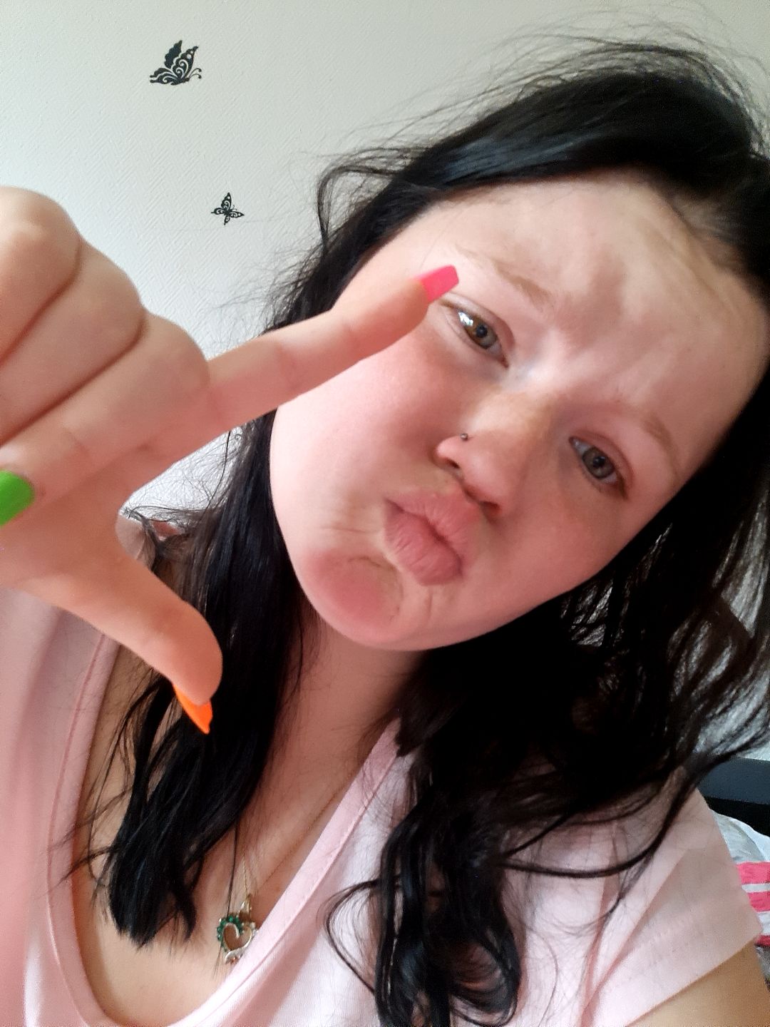 @Leonie
