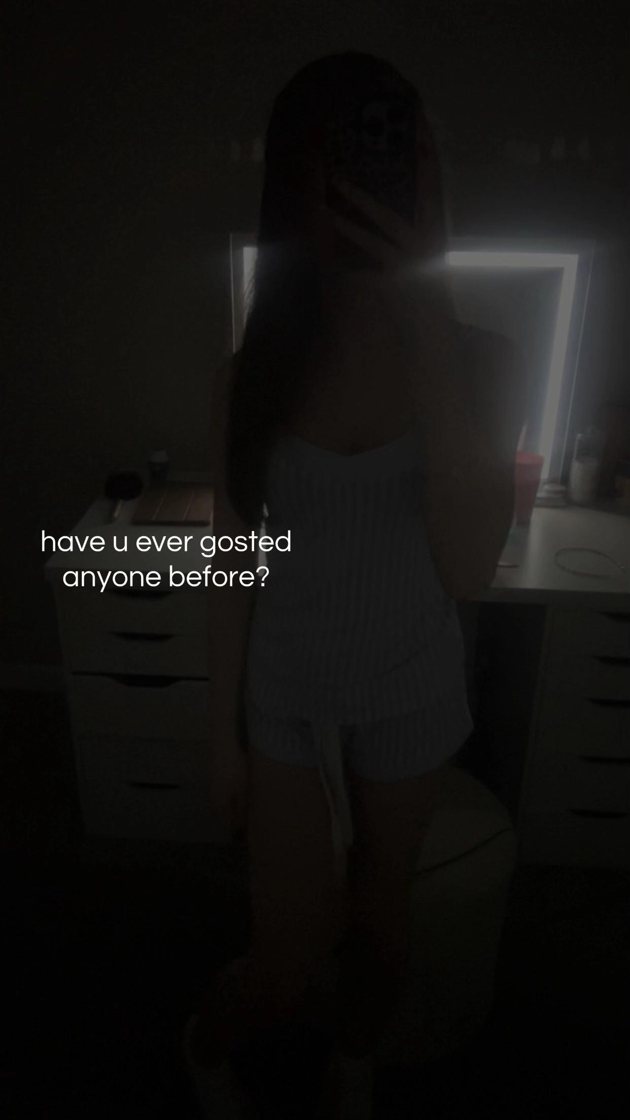 @𝐎𝐥𝐢𝐯𝐢𝐚