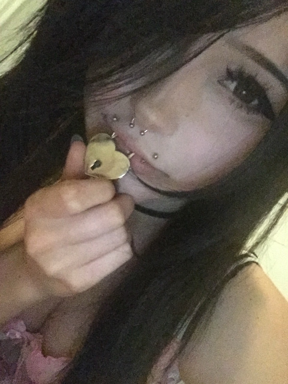 @(⌒_⌒)