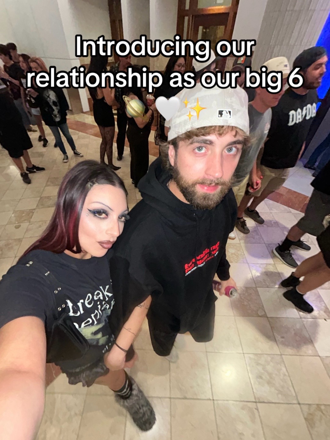@👻