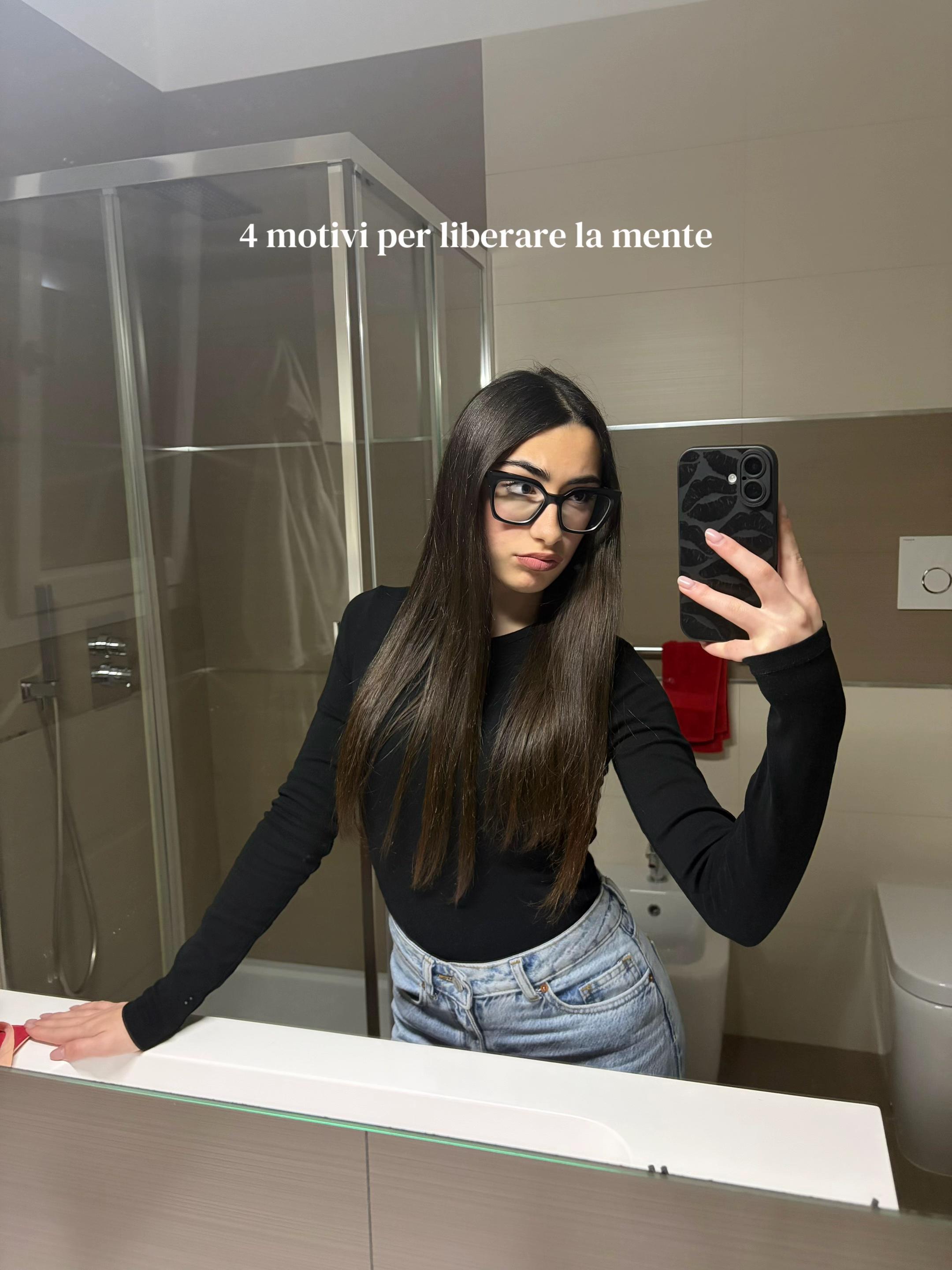 @𝑀&𝐹