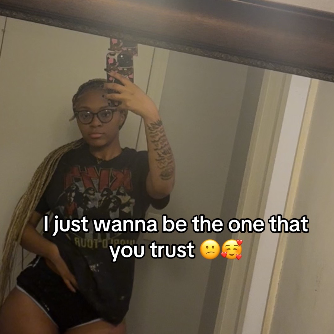 @Baby Dee🥰