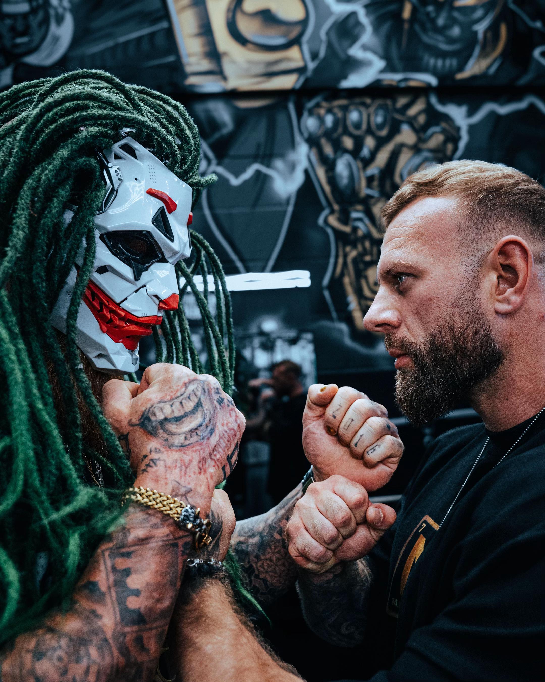 @masked_monster