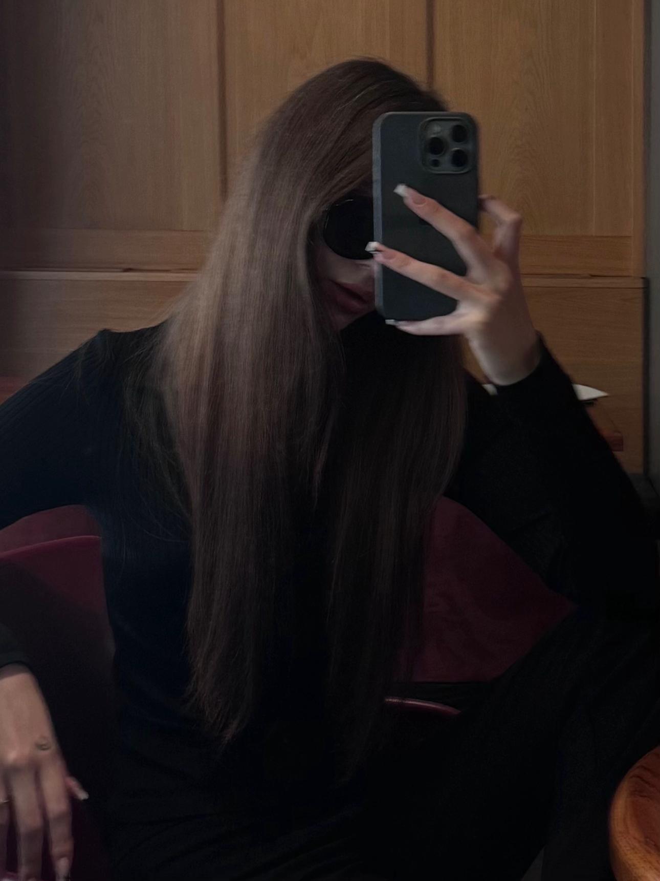 @anna