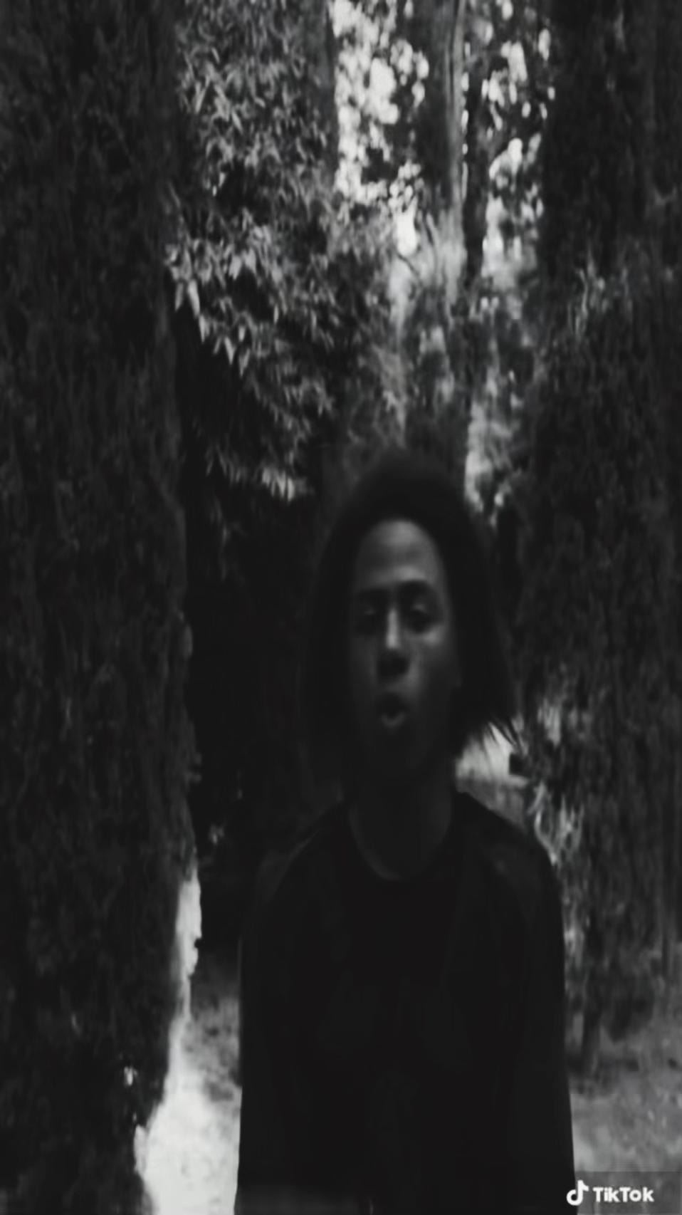@Ew_nn'🏴☠️