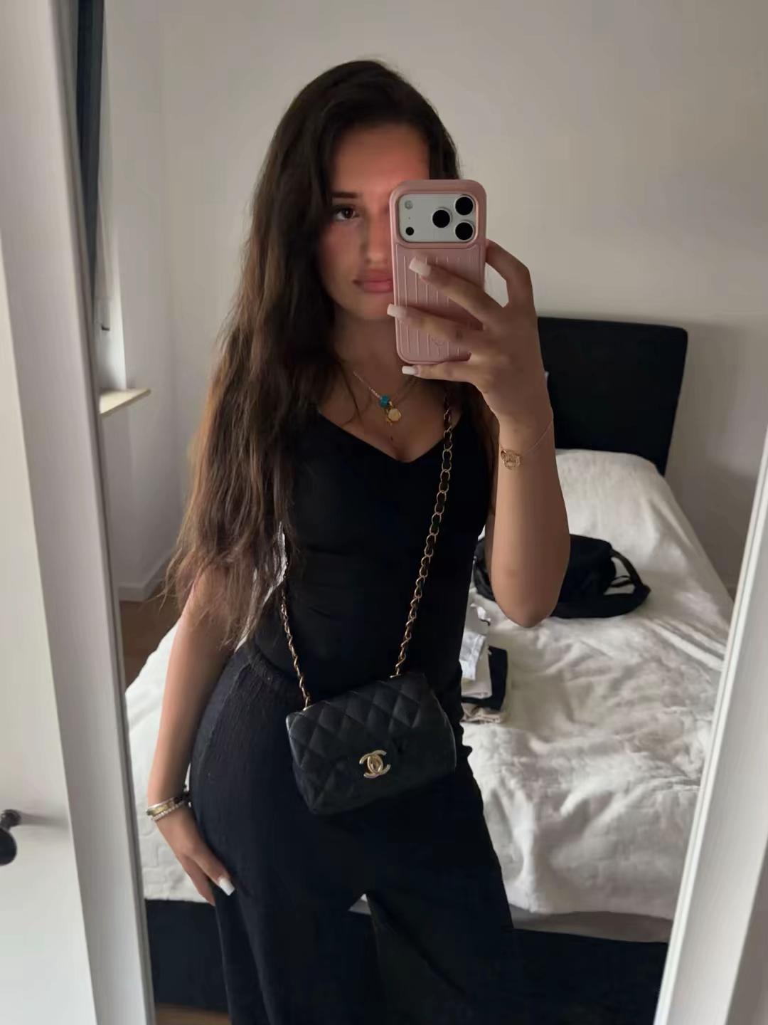 @𝐒