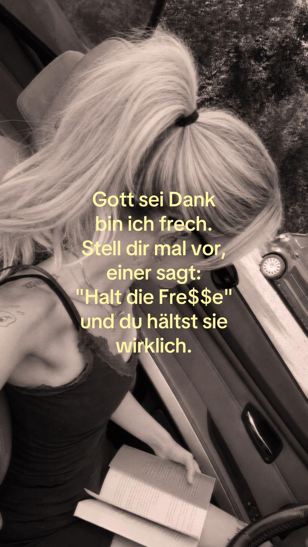@𝔠𝔠'