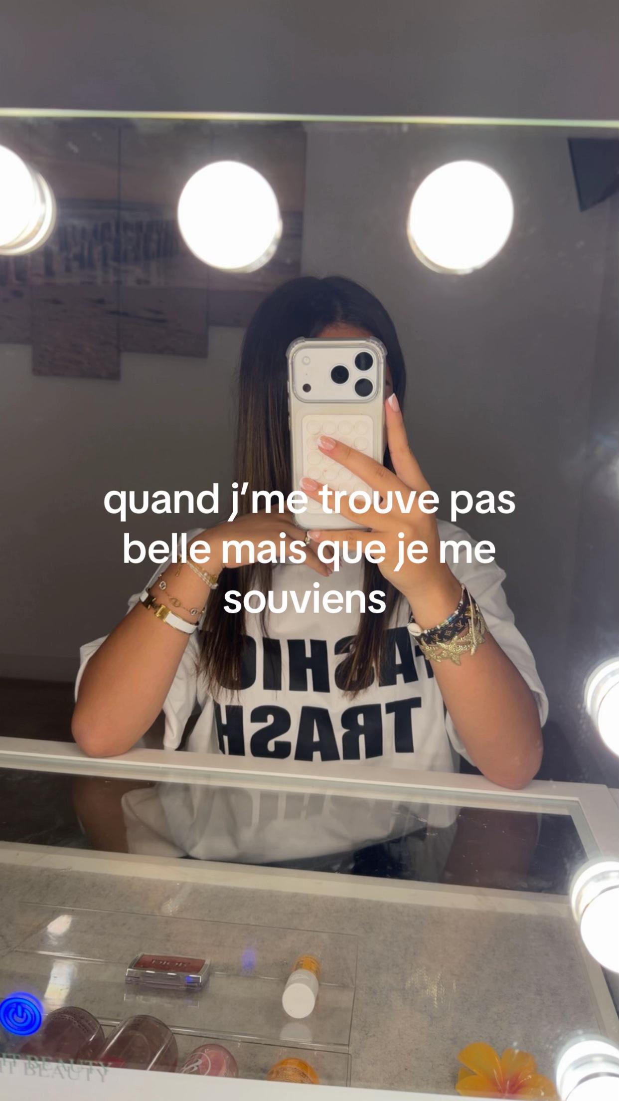 @𝗞 𝗛