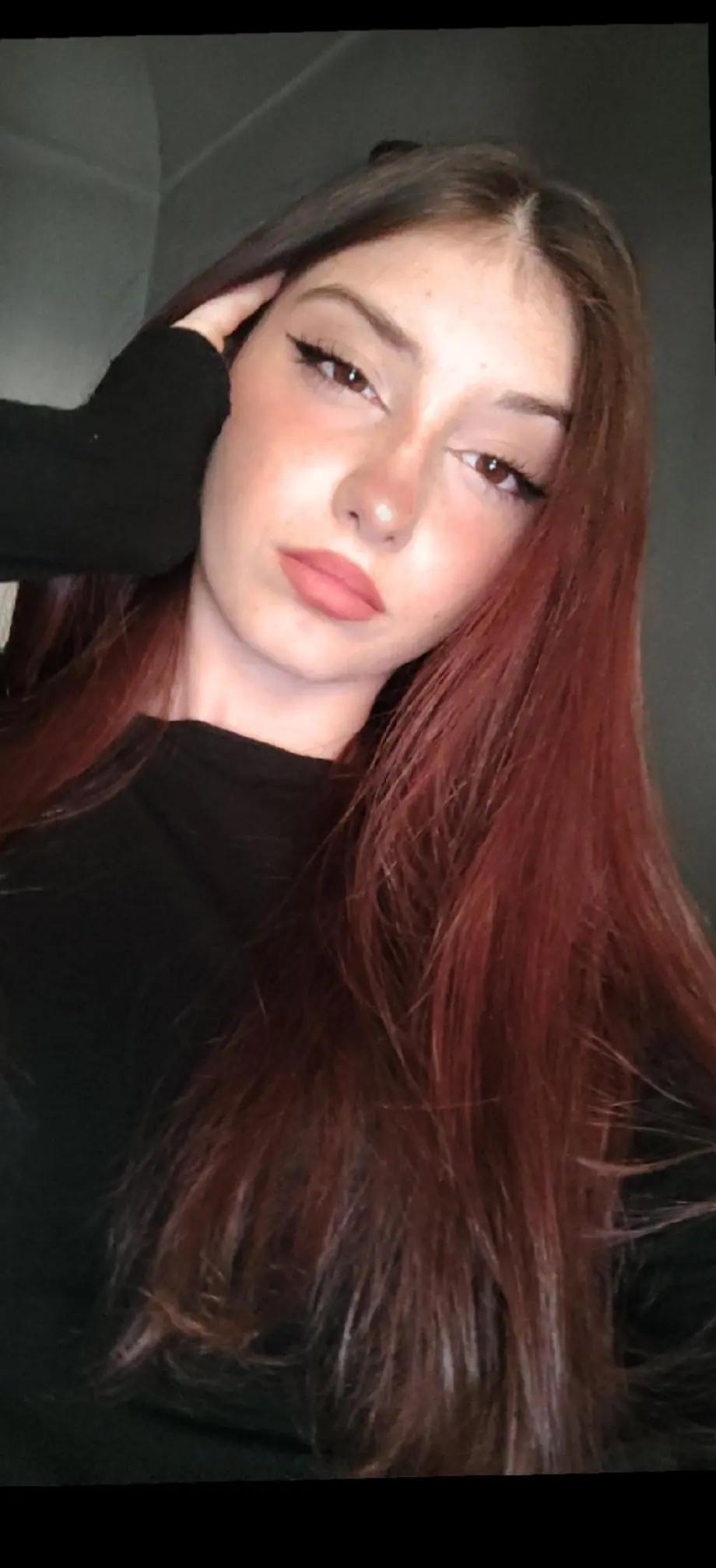 @🪬