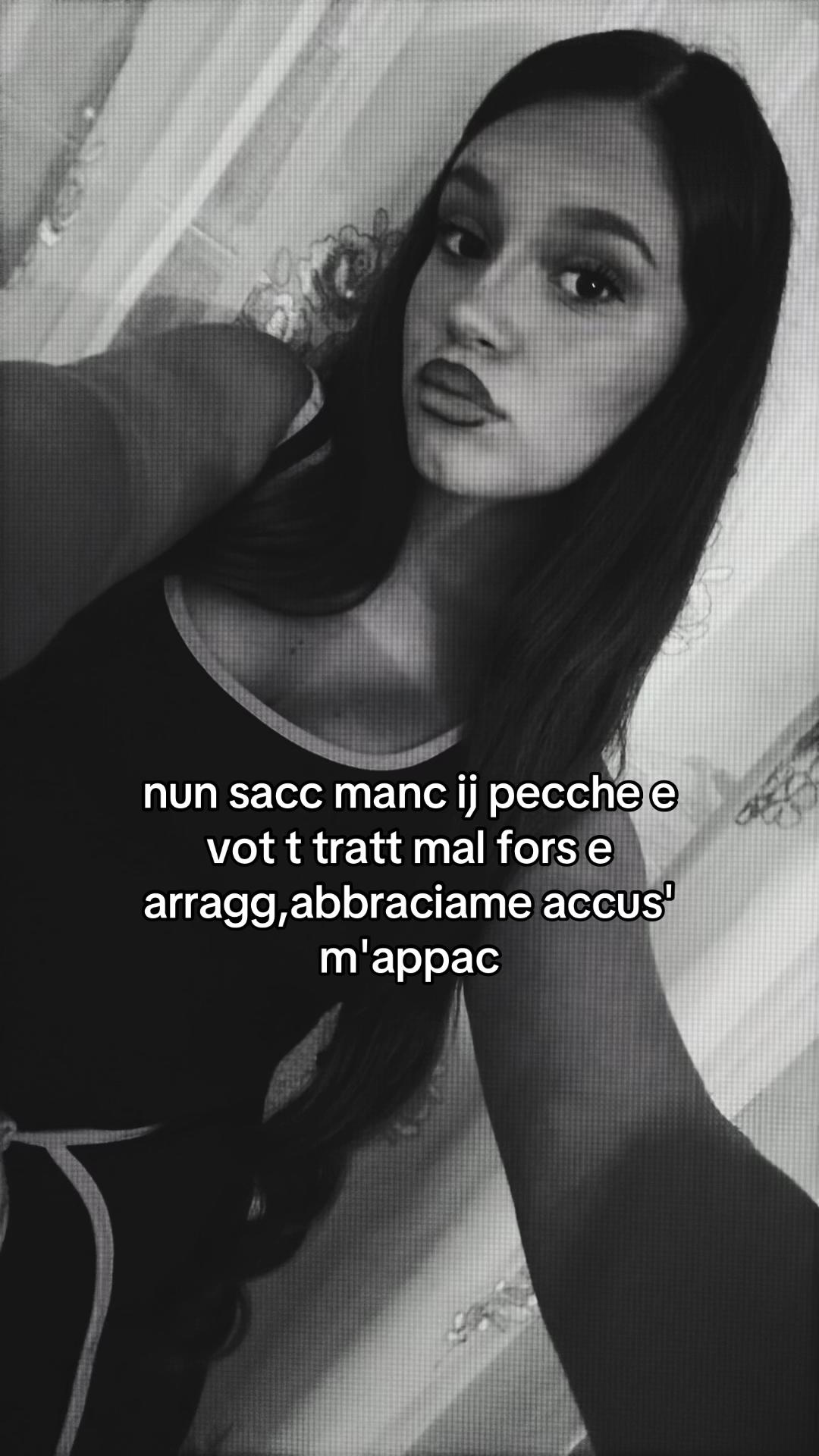@laurafarina