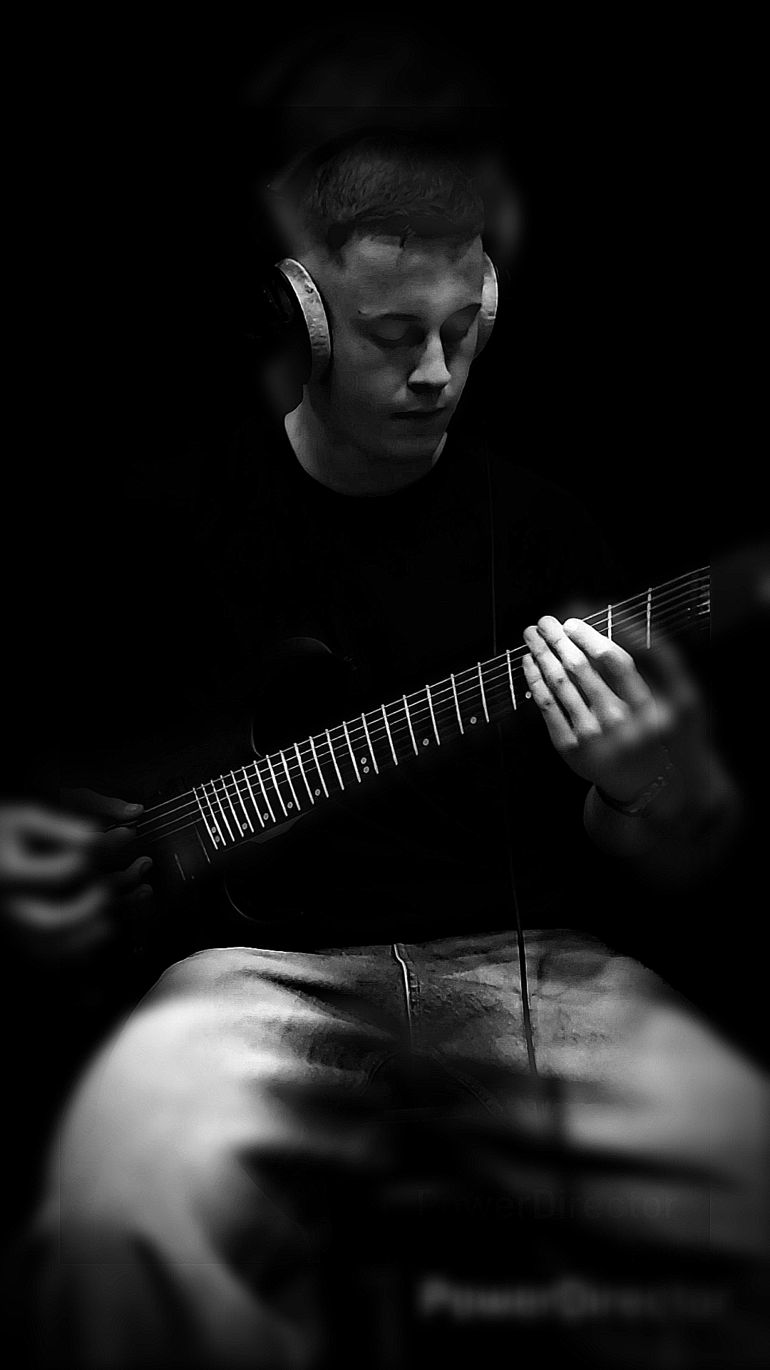 @Leon_Cover