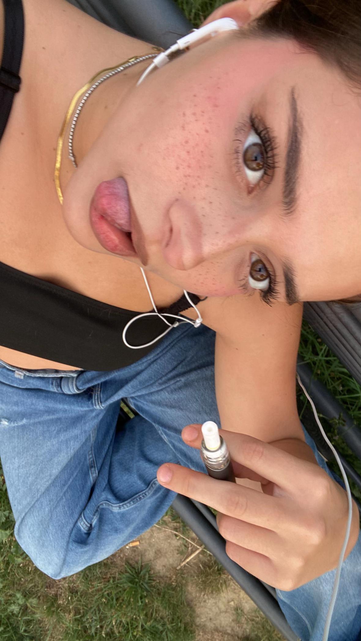 @ellie