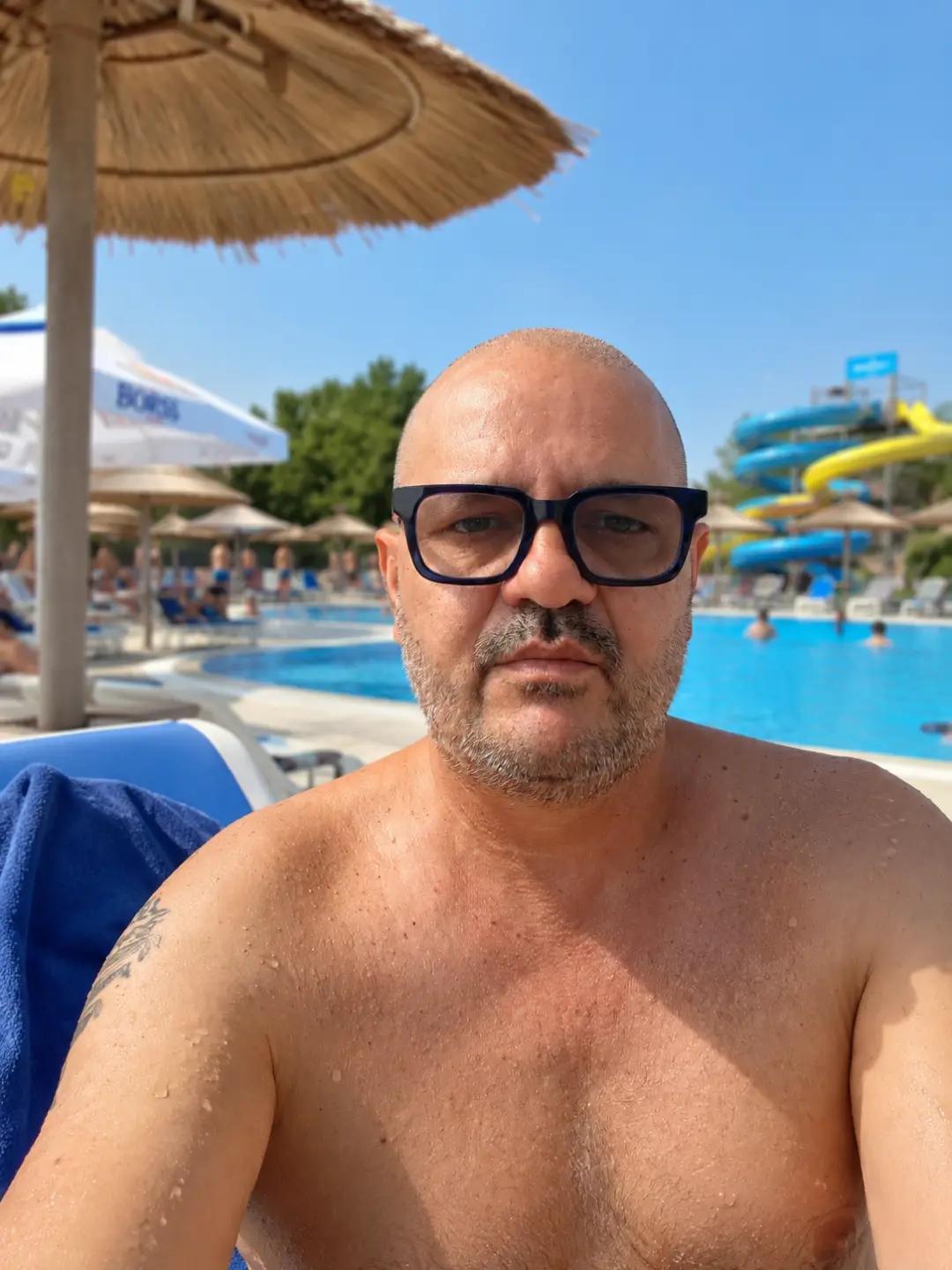 @Gabriel Iovescu