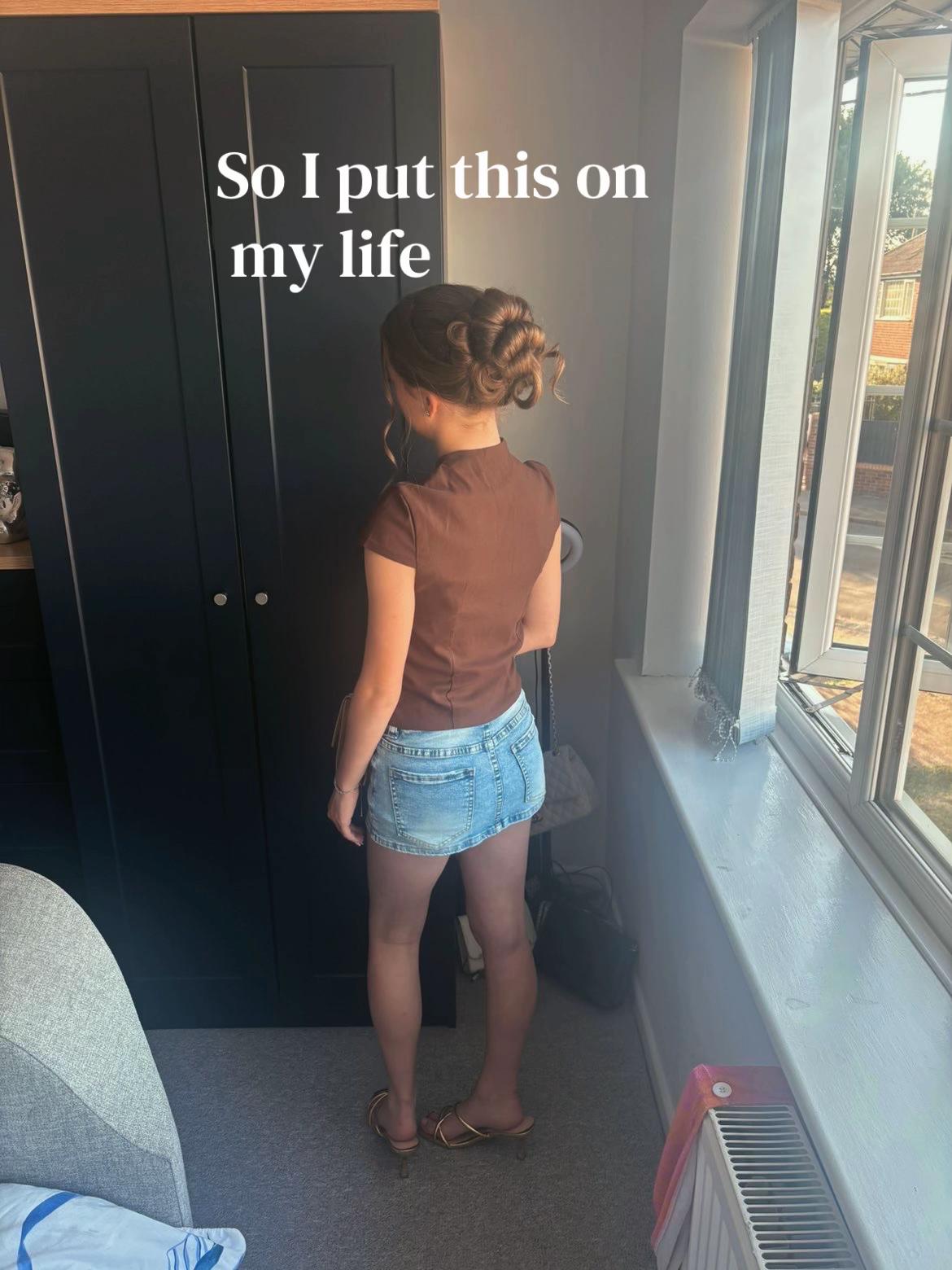 @-𝒜𝓋𝒶-