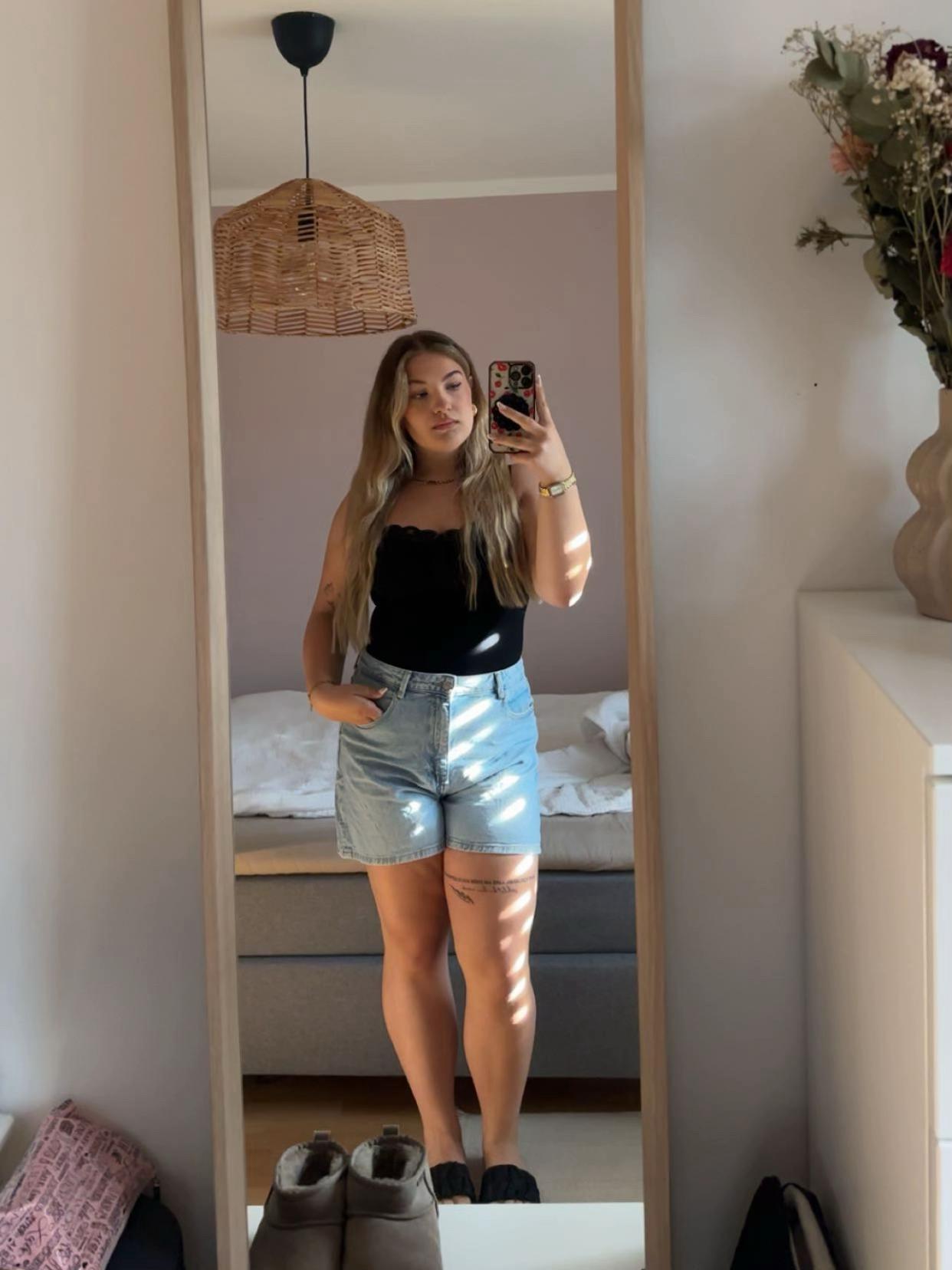 @𝒢𝓇𝑒𝓉𝒶 🍒