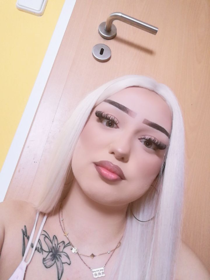 @𝒜𝒹𝒿𝒶𝒶𝒶𝒶🍓