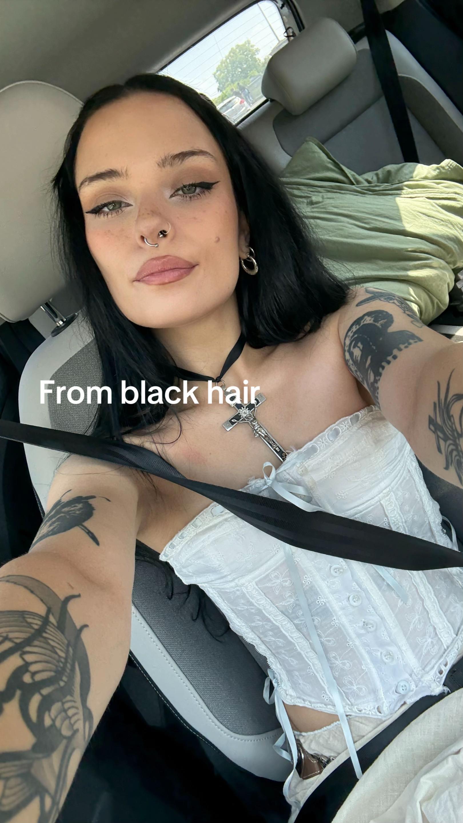 @♱ mel ♱