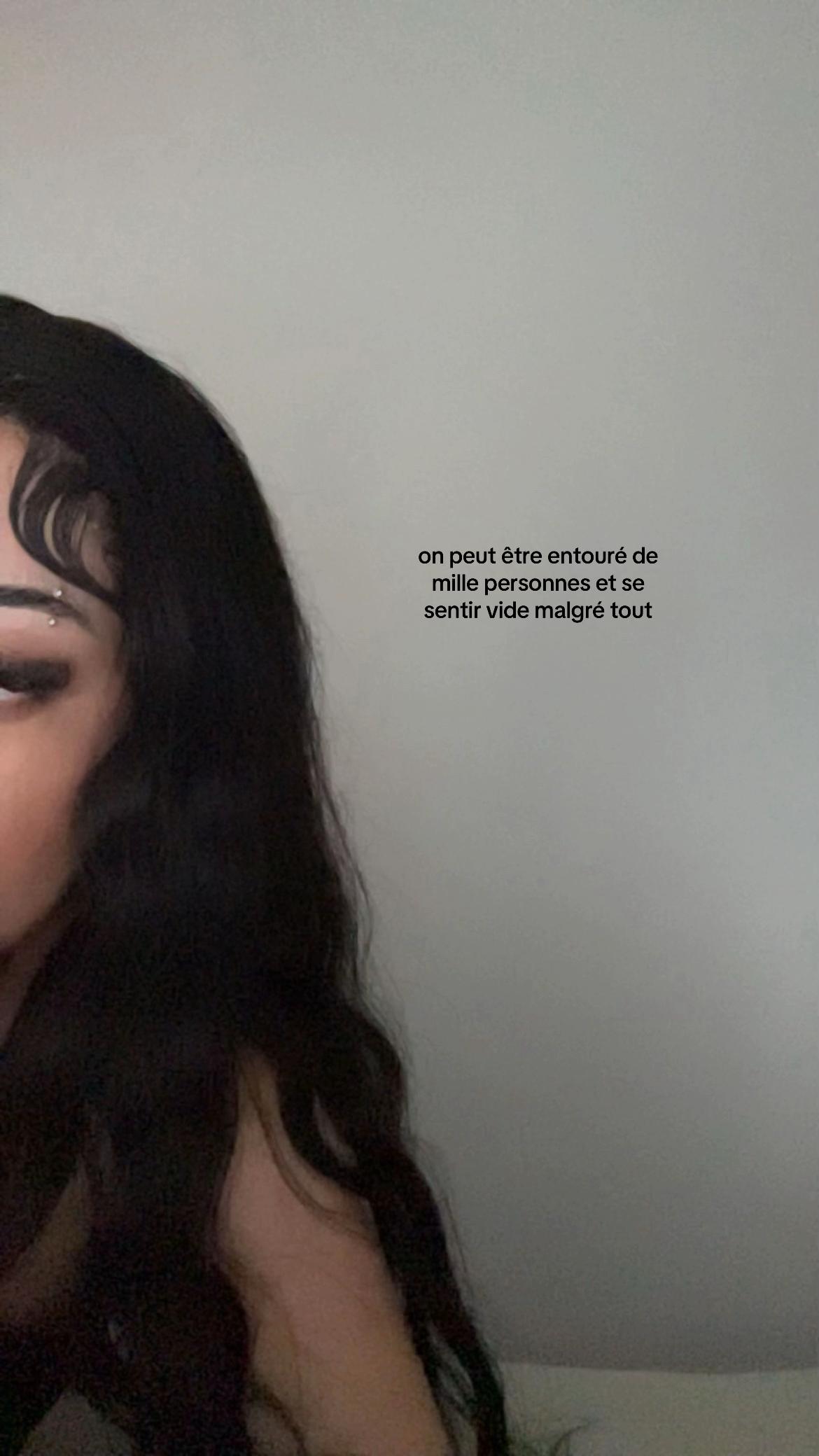 @️🫥