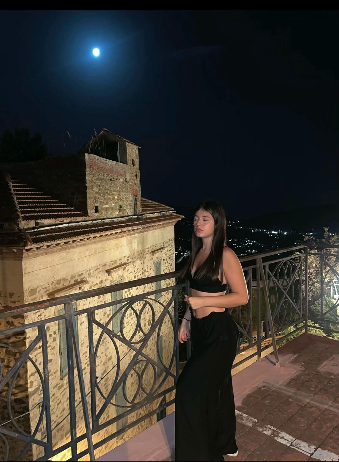 @_emily.romano_