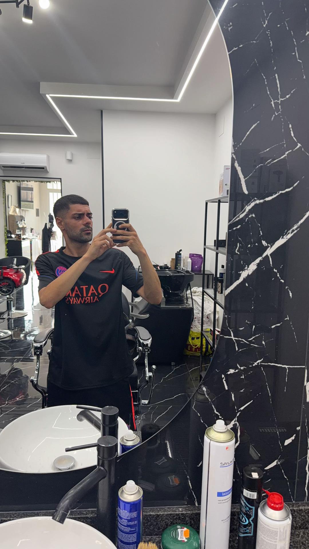 @Vincenzo Barisciano