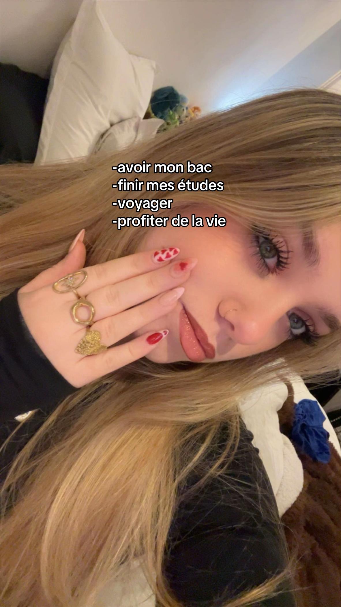 @𝓒𝓱&ordf;