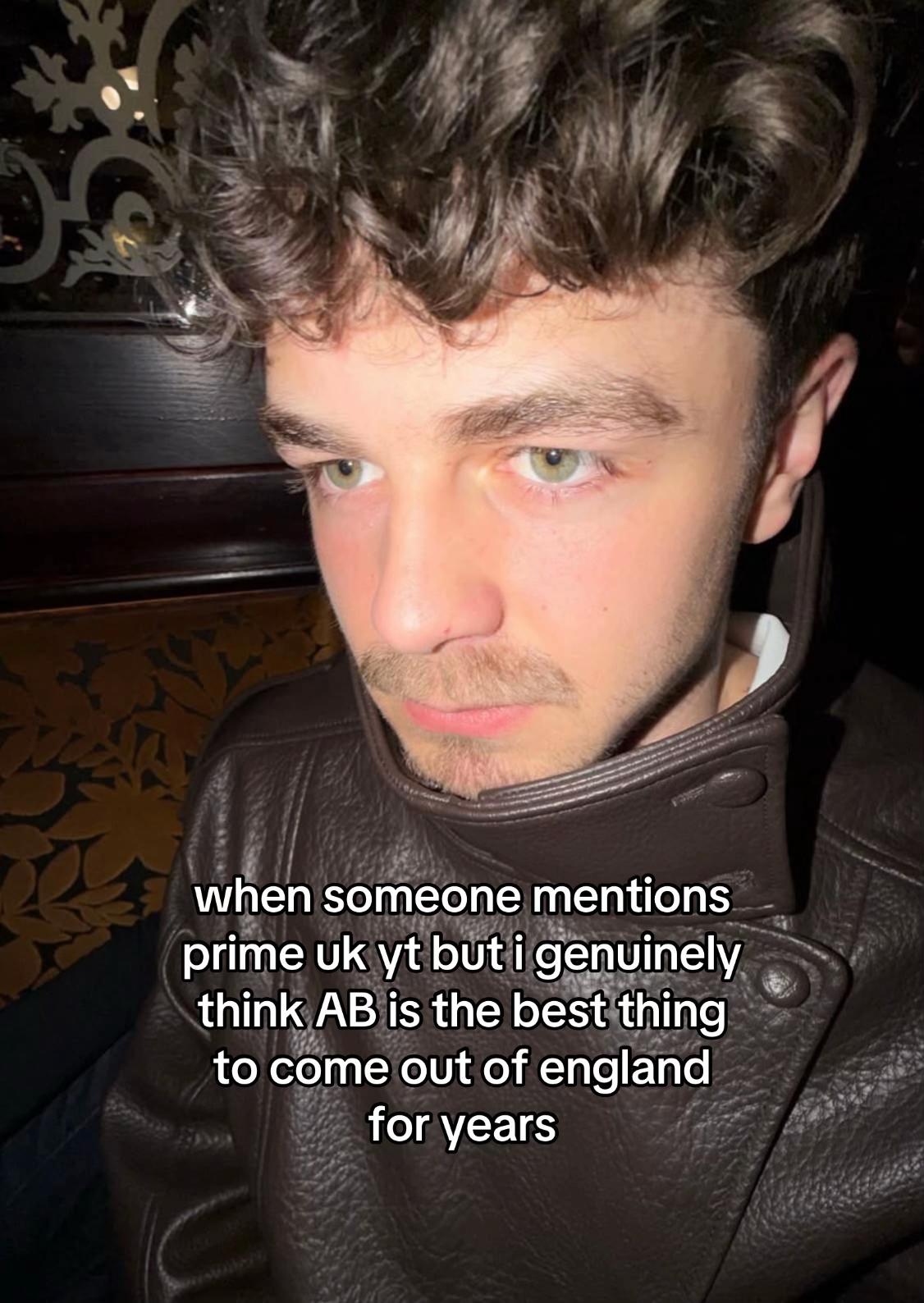 @️