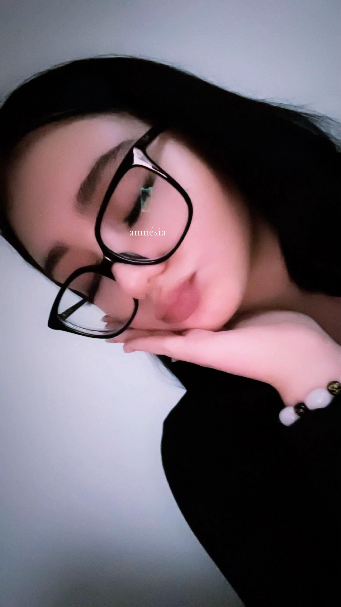 @..๐๐ฆ๐ง๐๐ฌ๐ข๐ข๐๐๐
