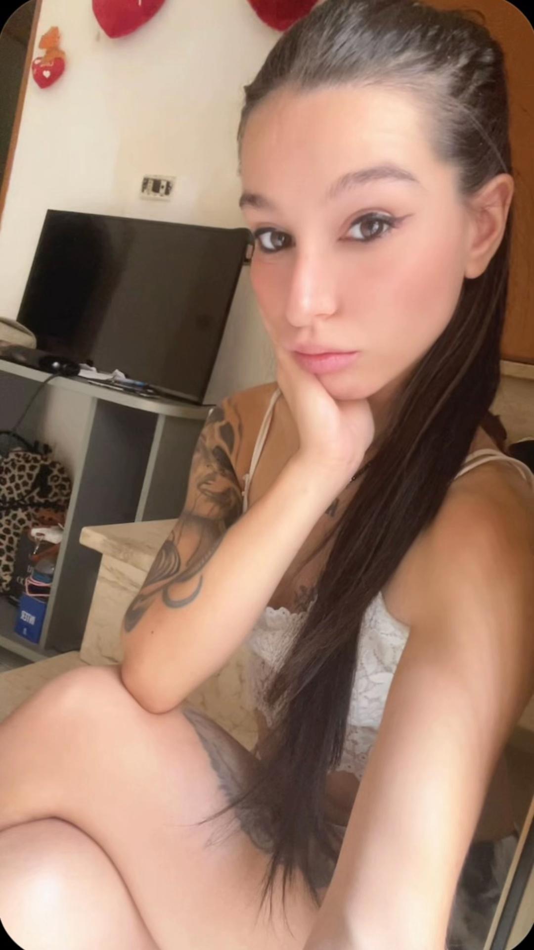 @Mary🐺🌹