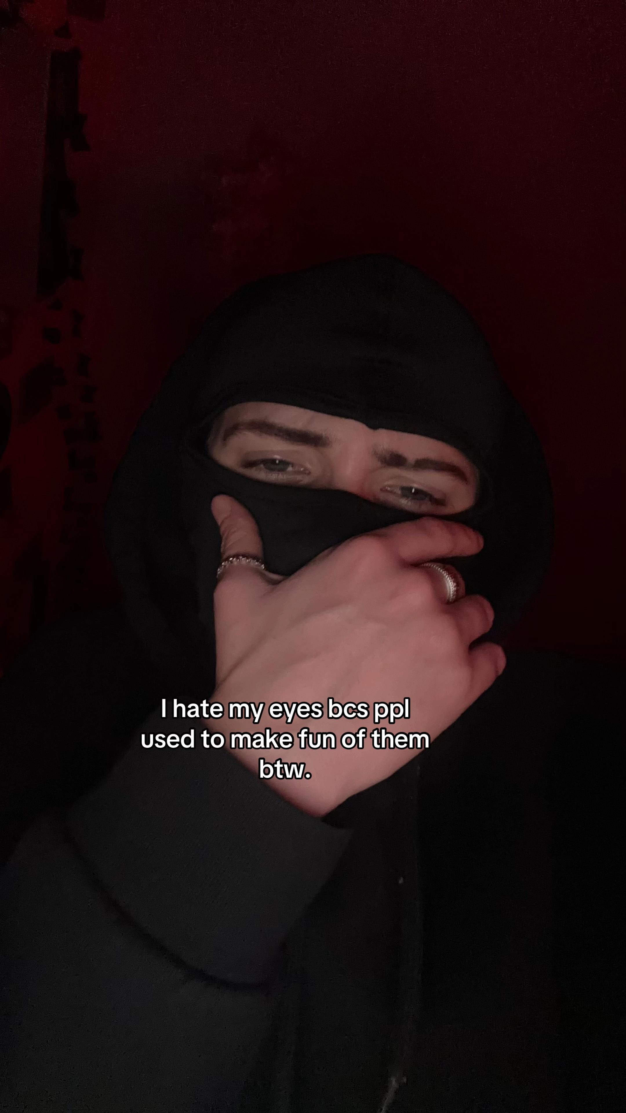 @๐๐๐๐๐๐