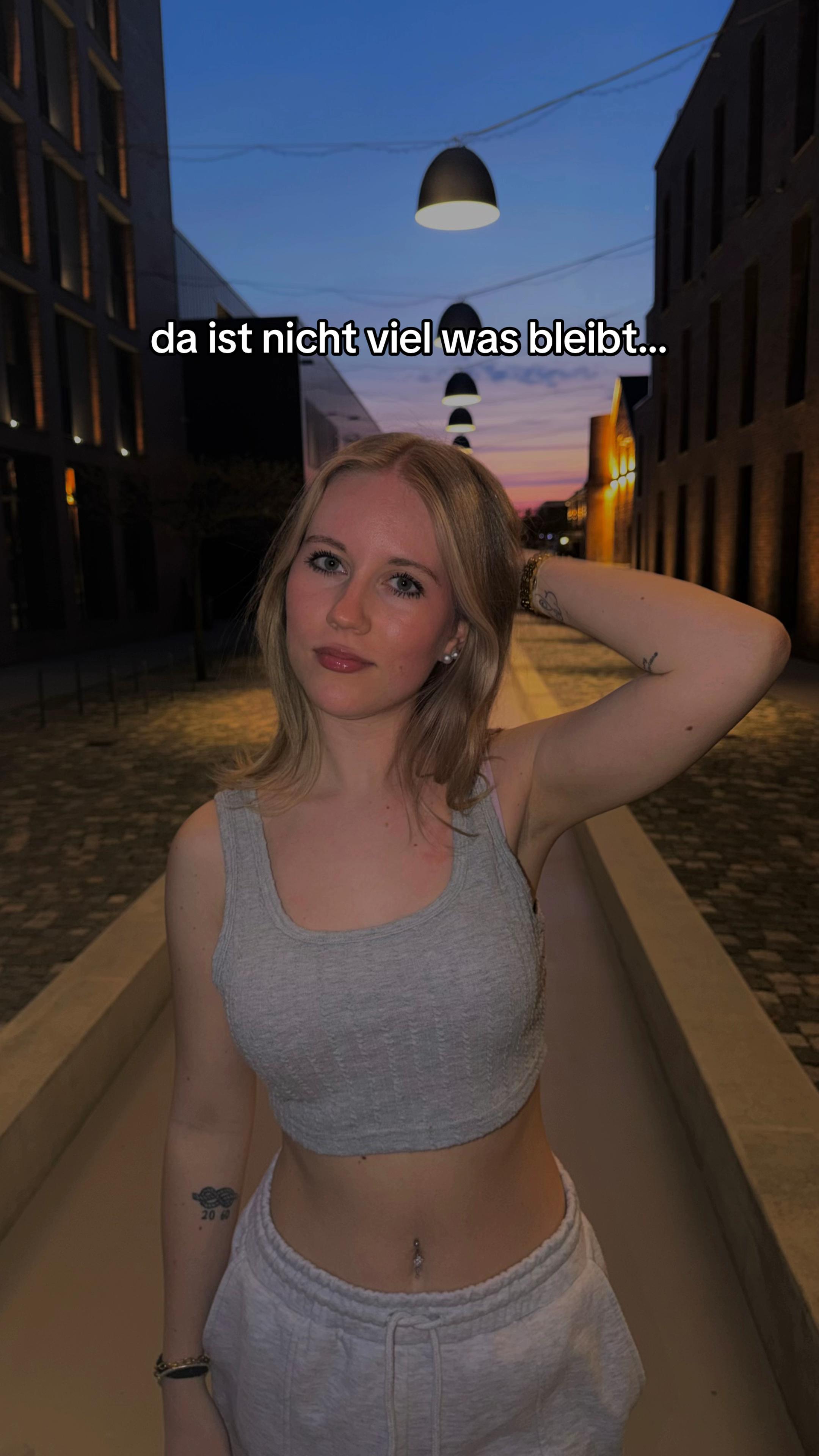 @larissa
