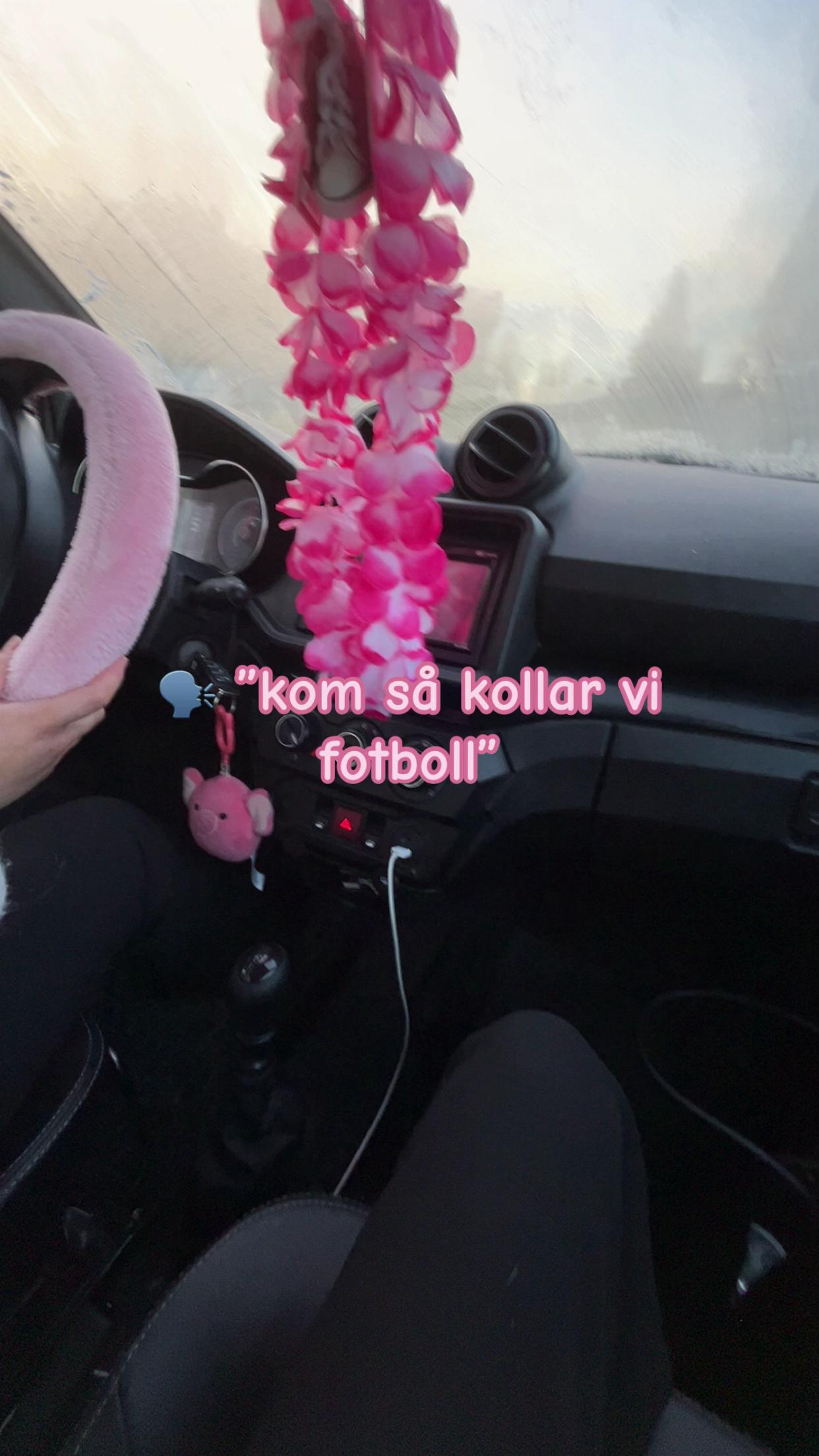 @ℐ𝓈𝒶𝒽🦄