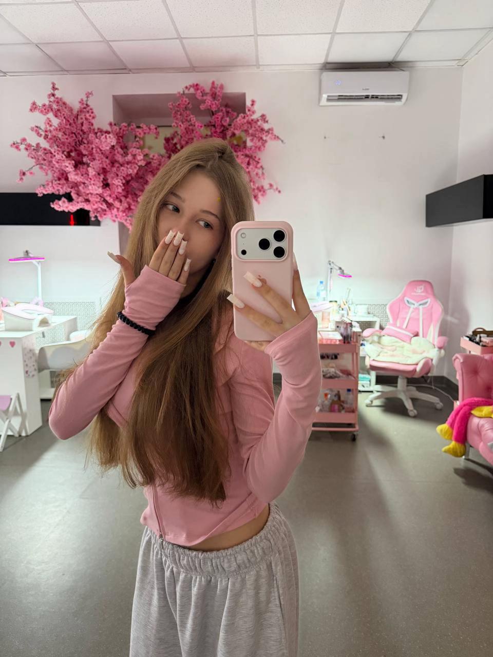 @Isabel🩸