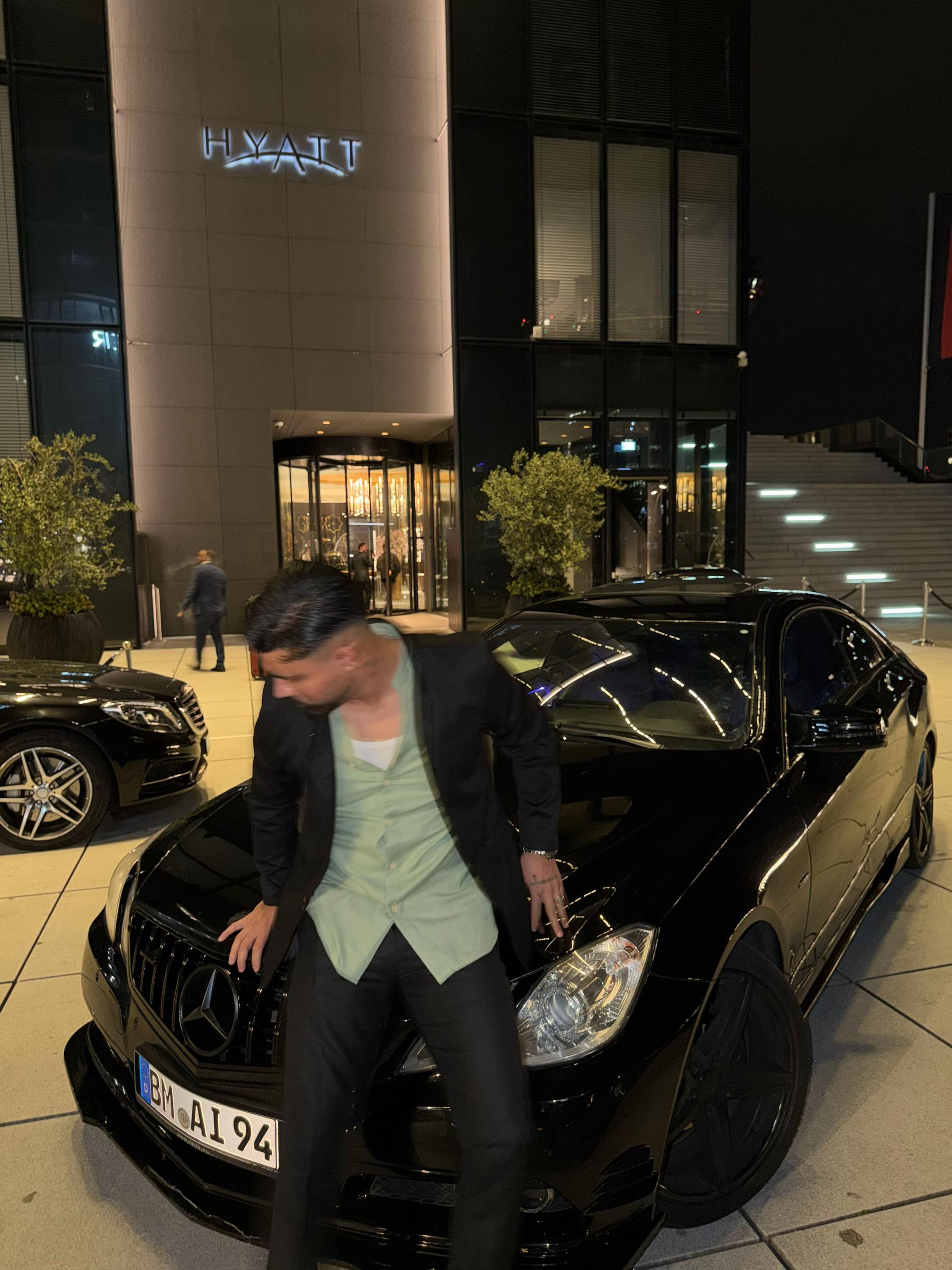 @𝐀𝐥𝐢