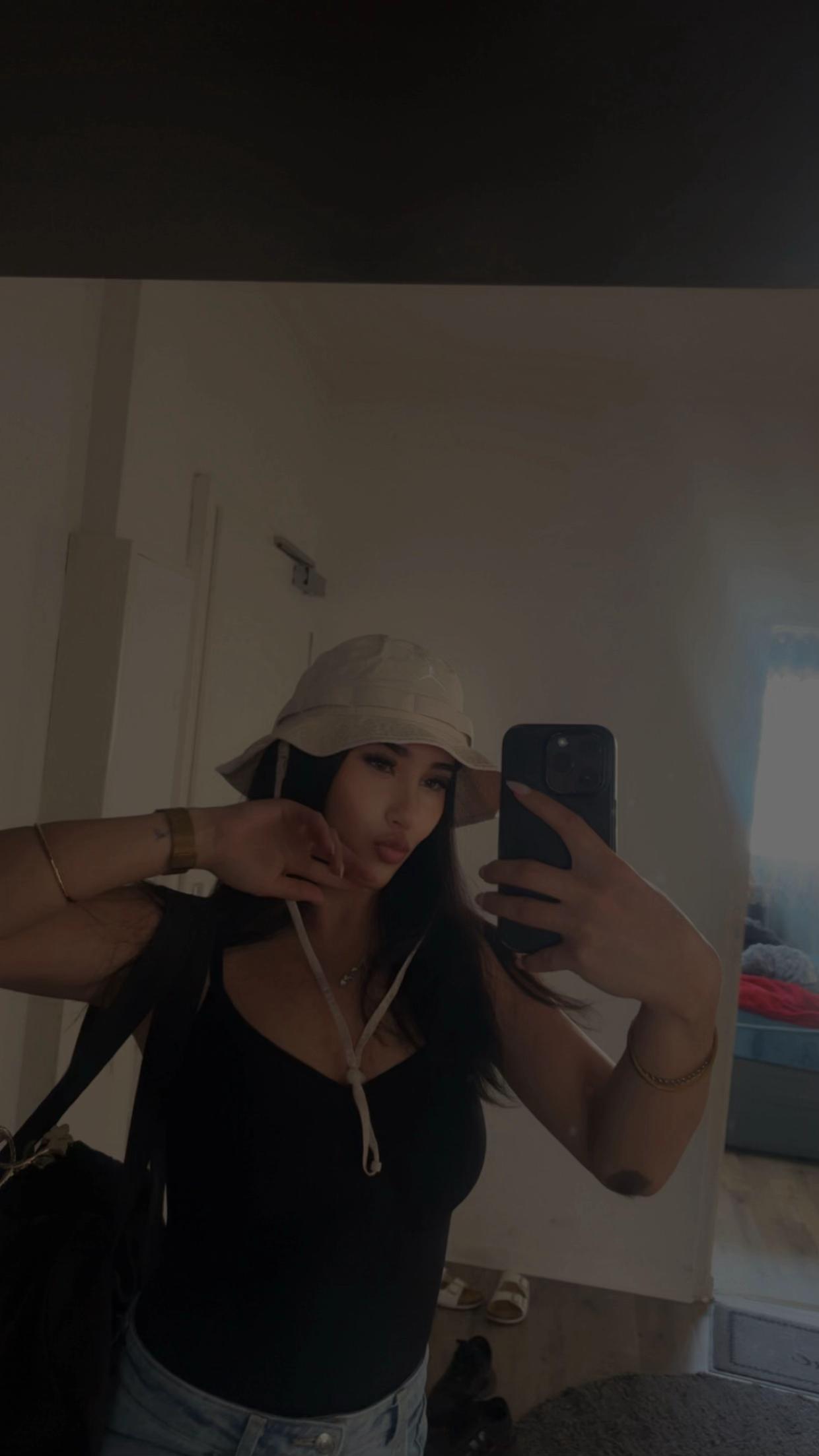 @Mar_yam_o