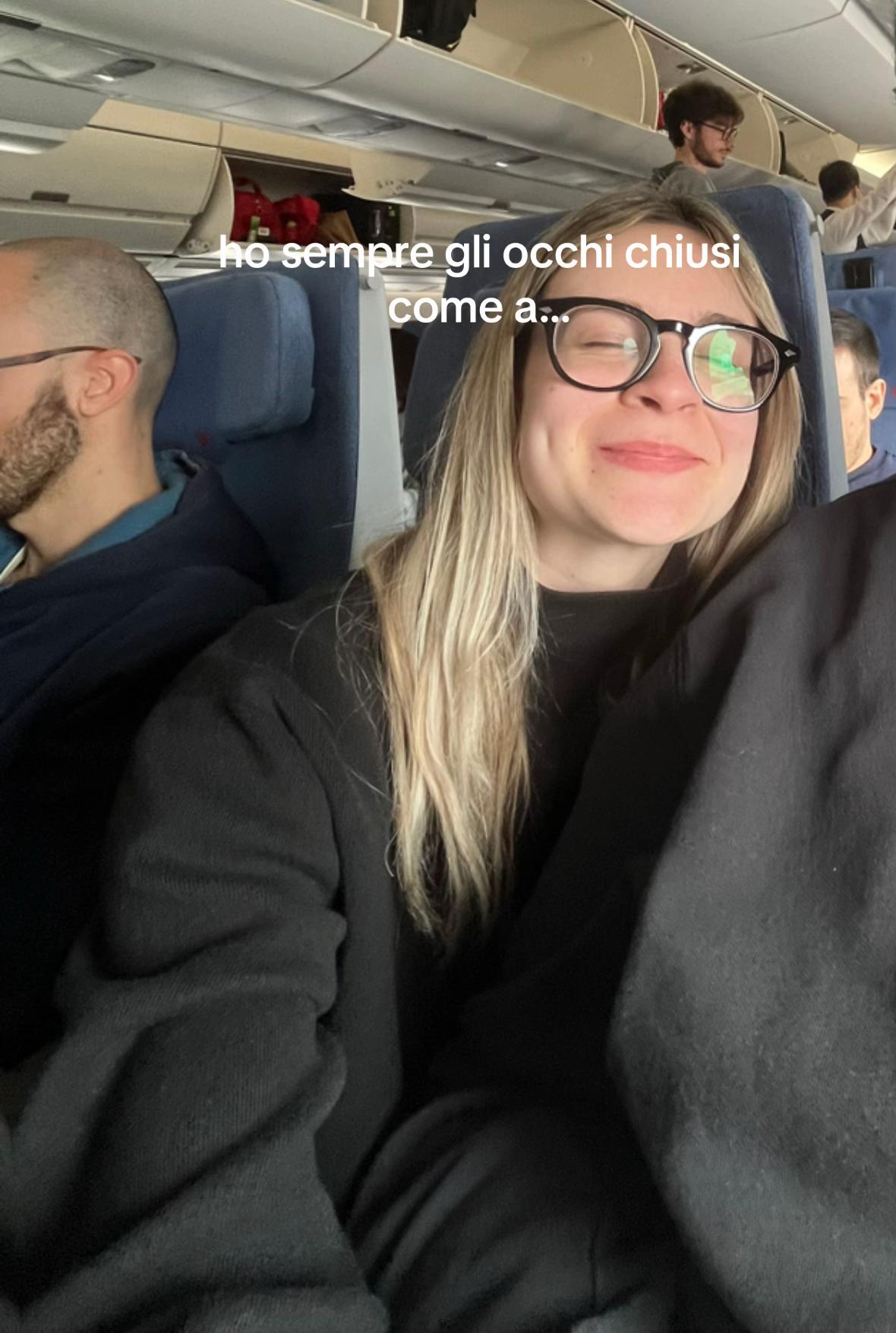@itzcristinaa_