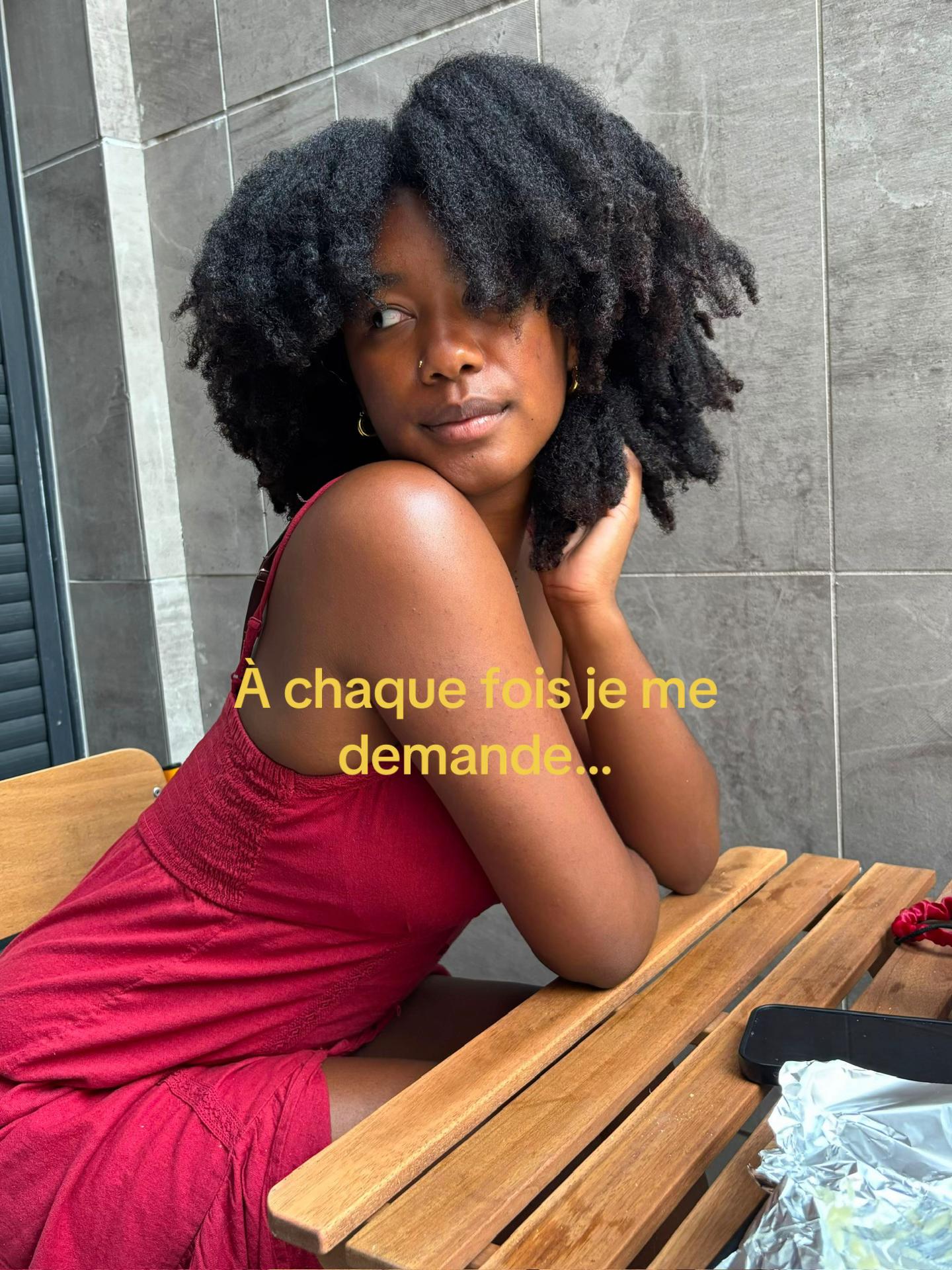 @L&eacute;a