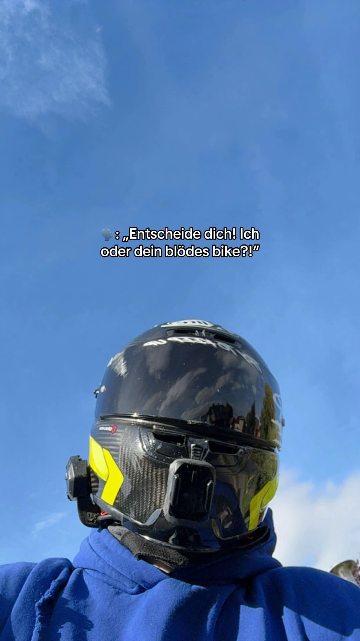 @die mit der 790๐ฆ๐ฅ