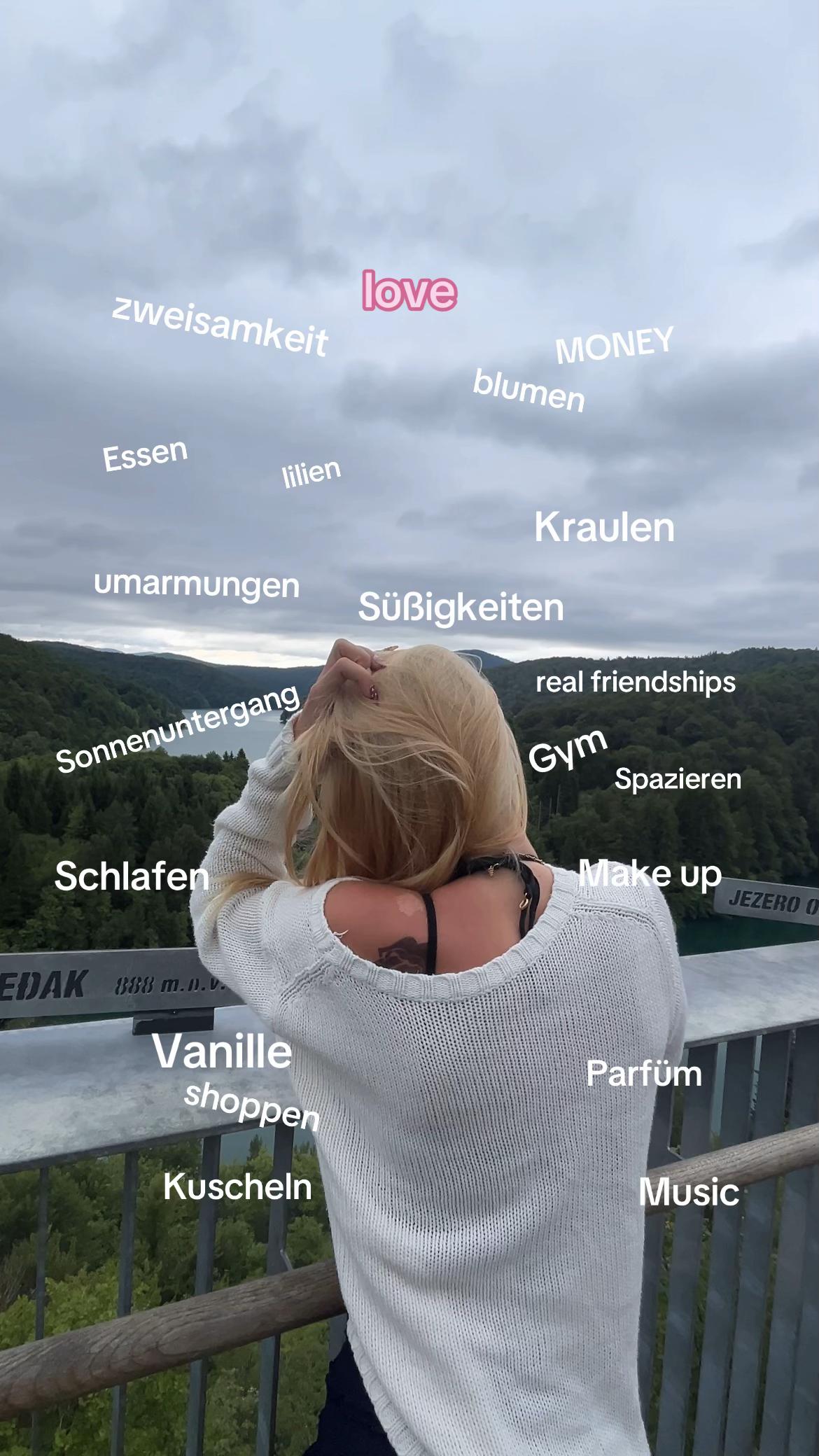 @🦢