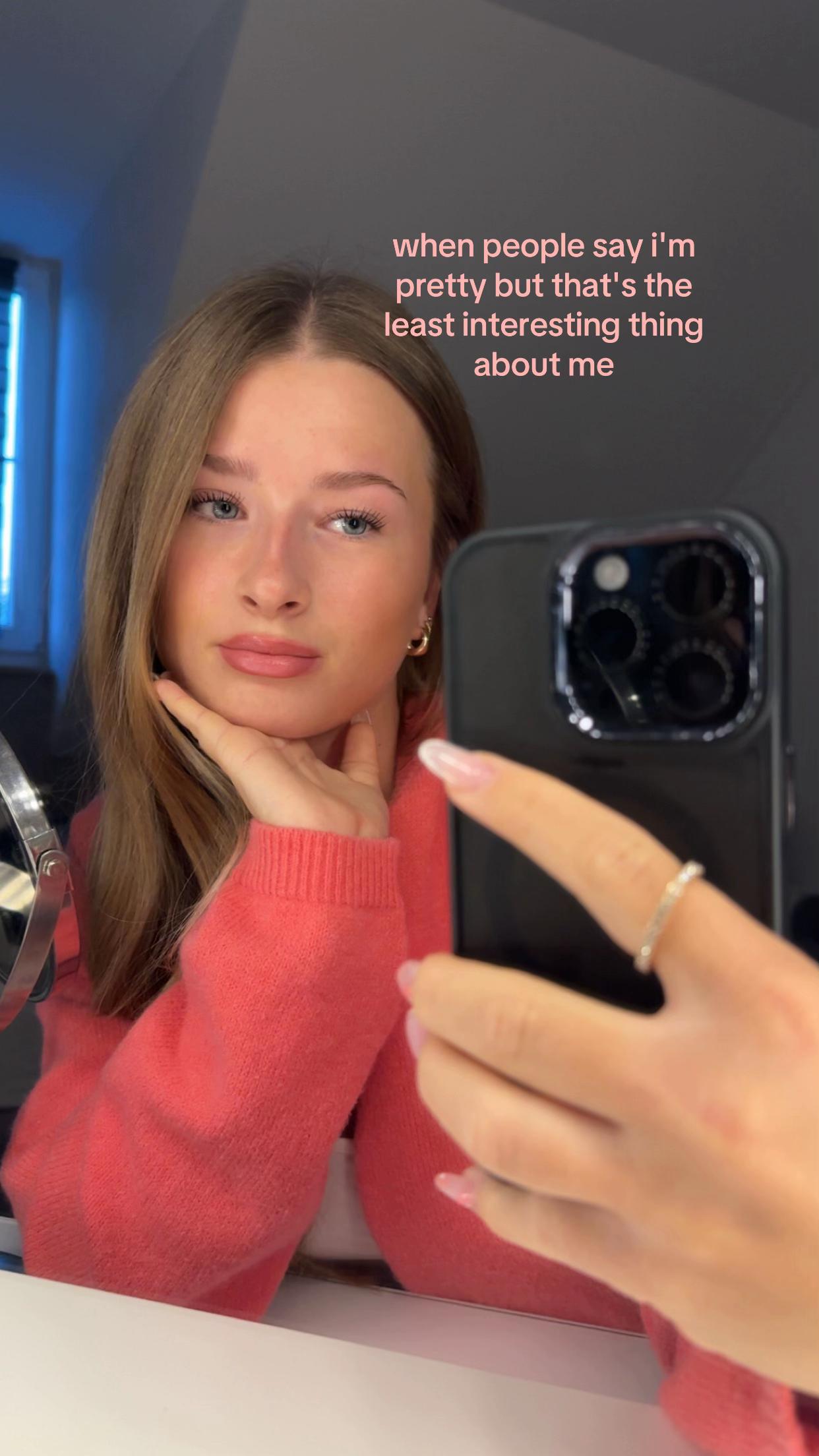 @𝓔𝓶𝓶𝓲