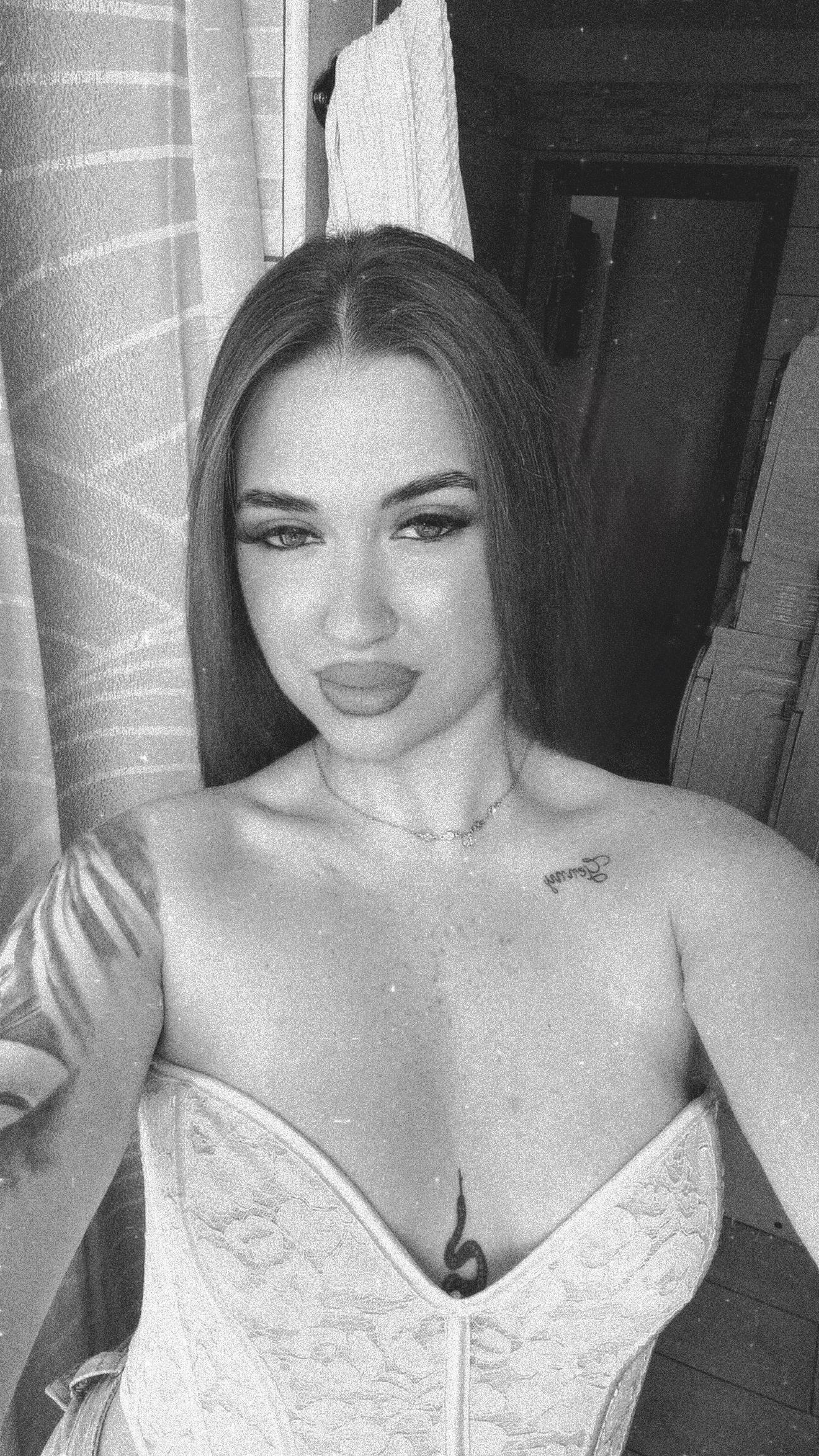 @DENISE🦋